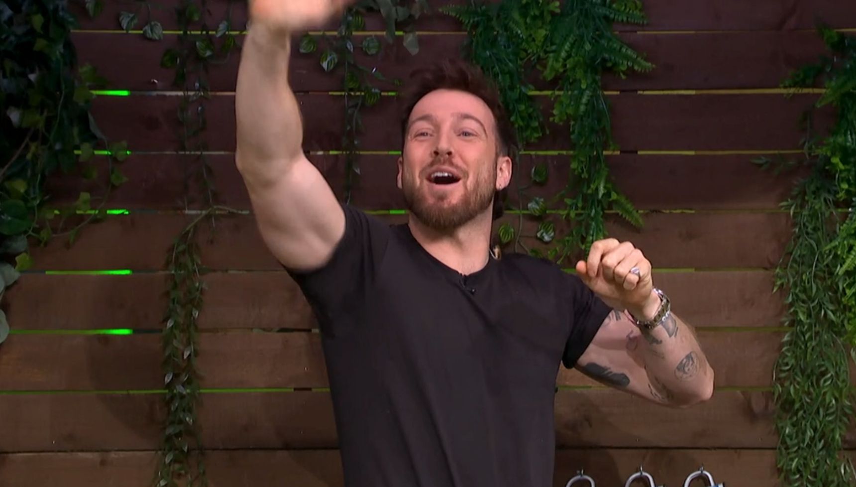 Sam Thompson waving on This Morning