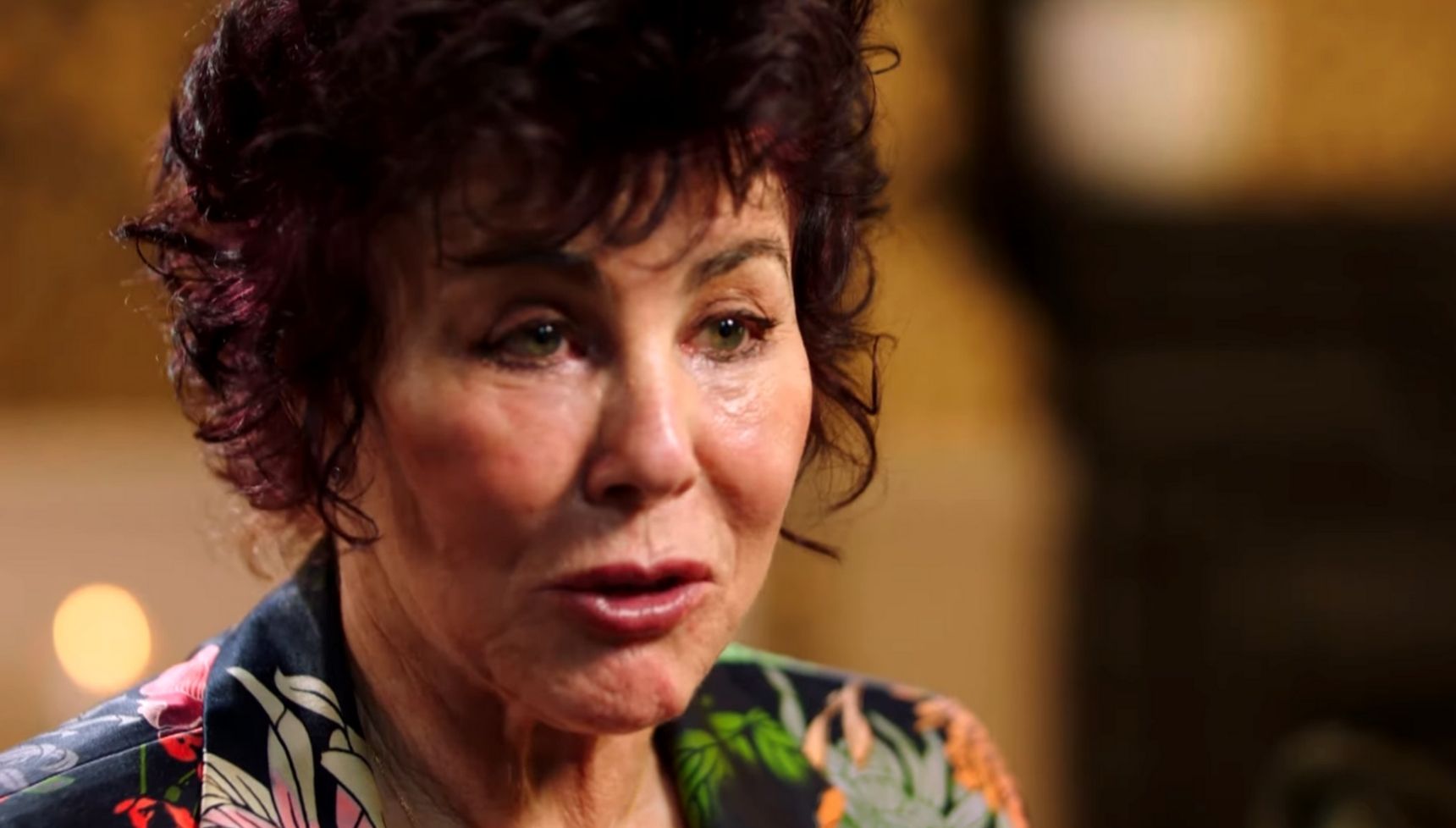 Ruby Wax speaking to camera on I'm A Celebrity 