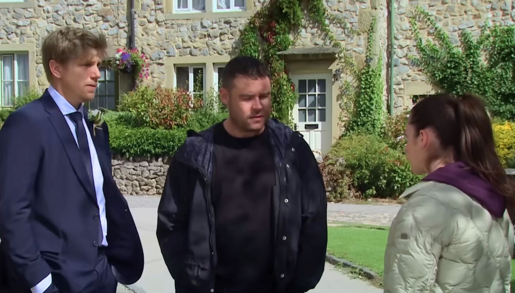 Emmerdale's Robert and Aaron have agreed to stay together (Credit: ITV)