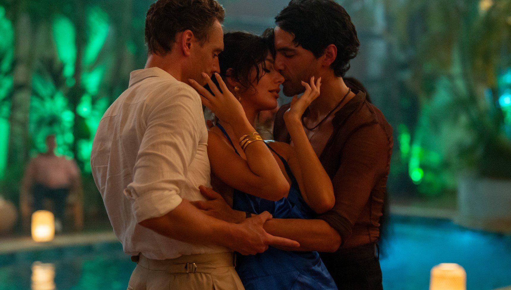 Sexy scene in The Night Manager series 2