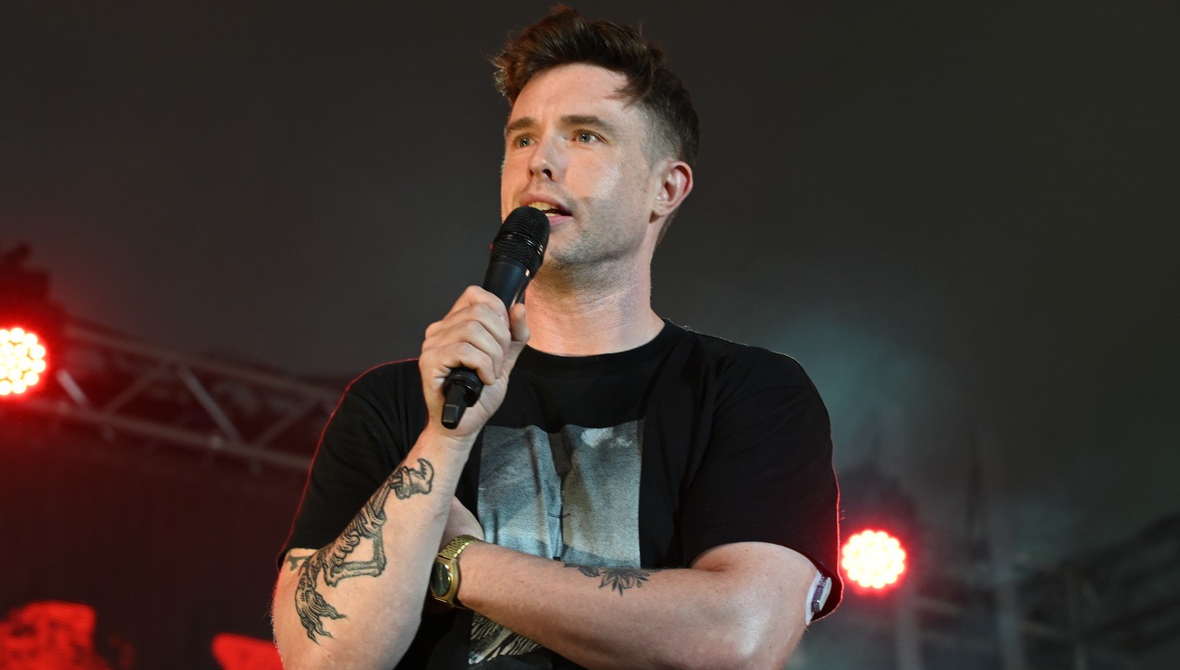 Ed Gamble performing at Leeds Festival 2022