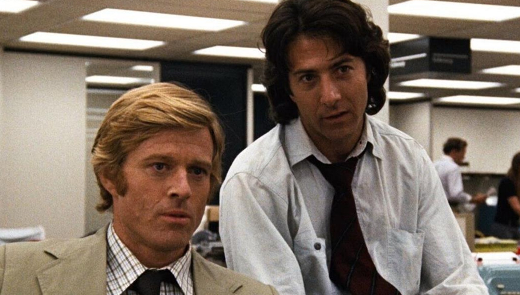 Robert Redford and Dustin Hoffman as Bob Woodward and Carl Bernstein in All the President's Men