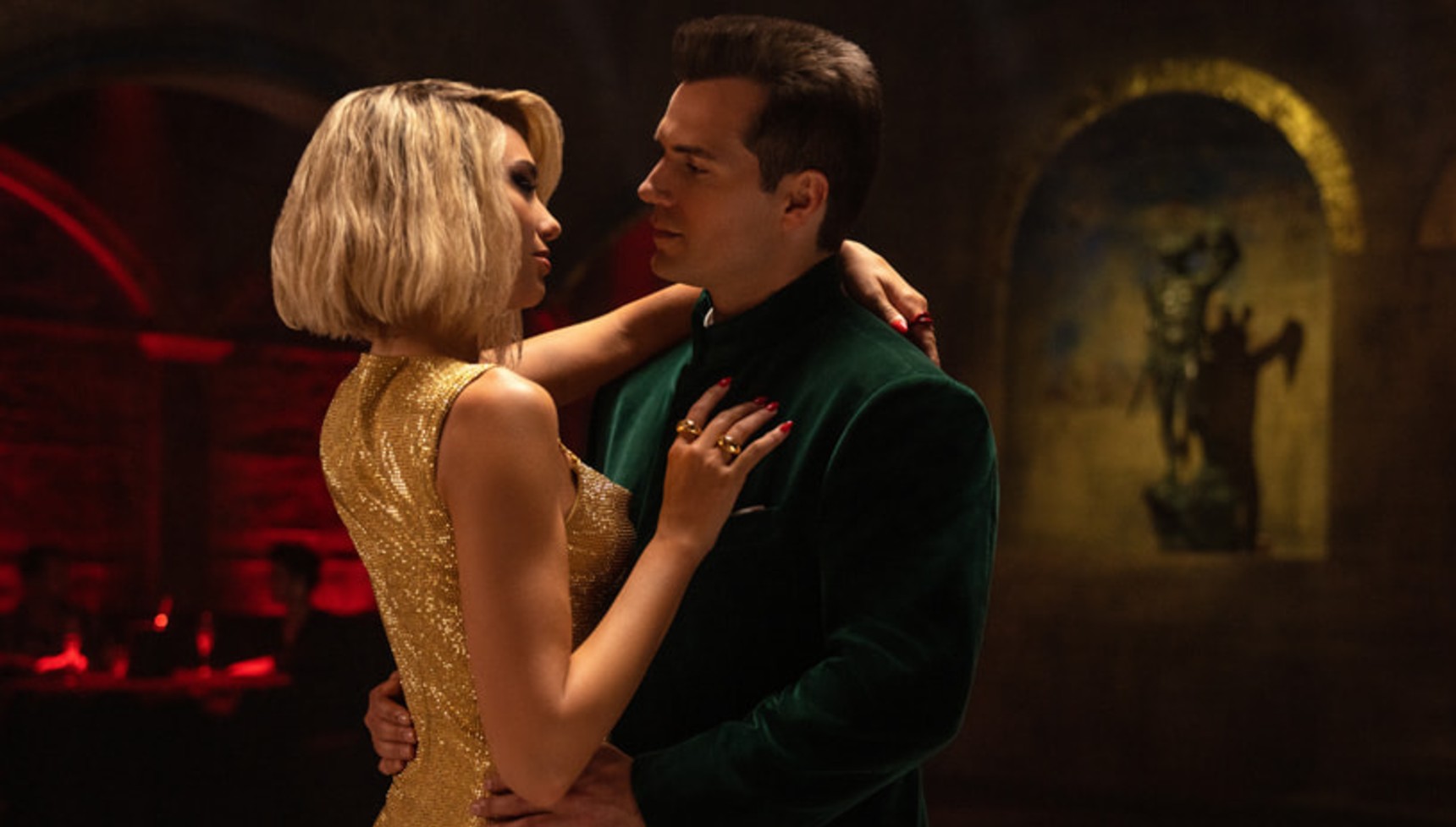 Dua Lipa and Henry Cavill dancing in Argylle