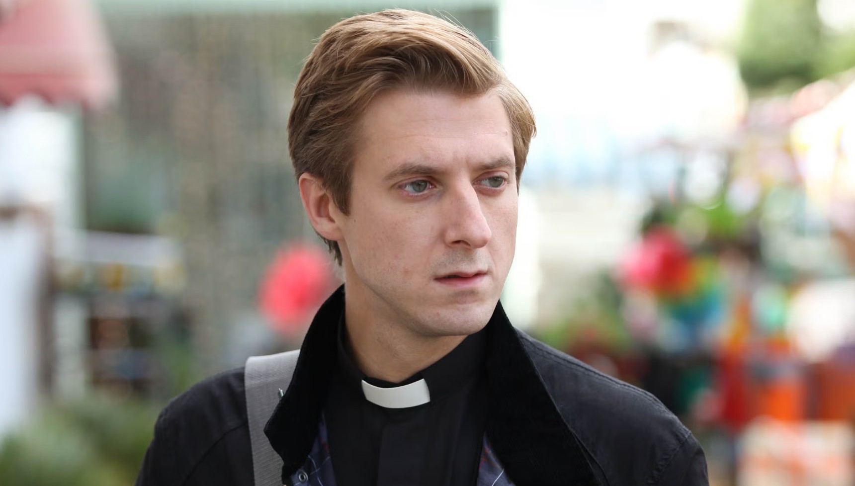 Arthur Darvill in his reverend uniform in Broadchurch