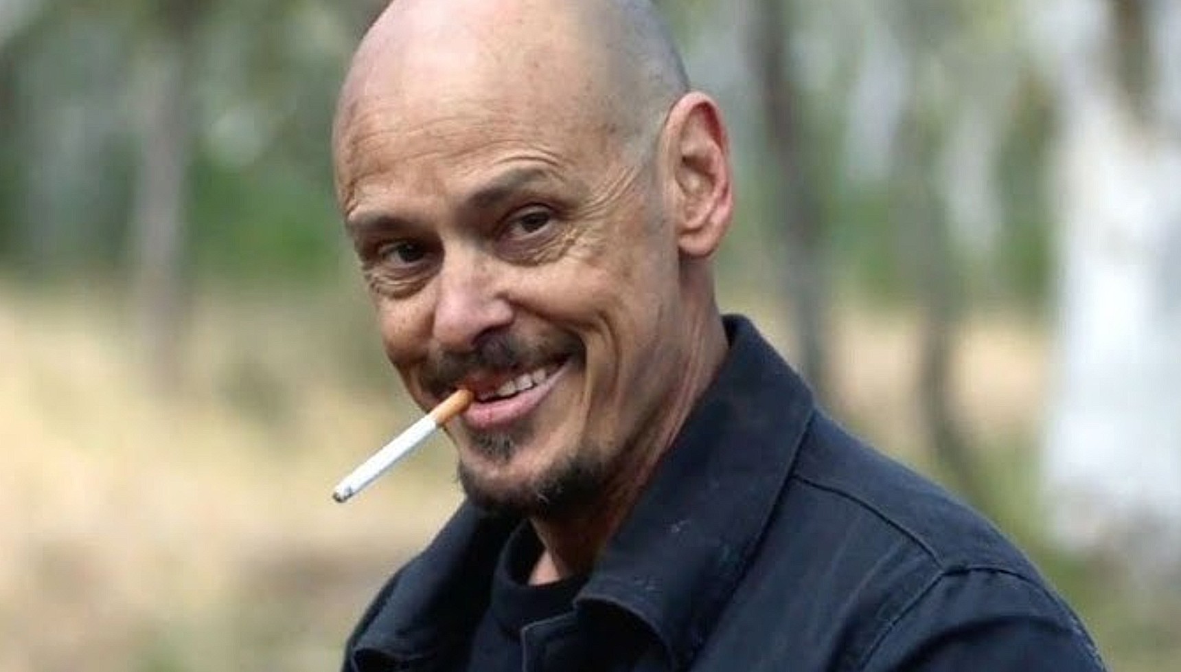 Scott Ryan with a cigarette in his mouth in Mr Inbetween