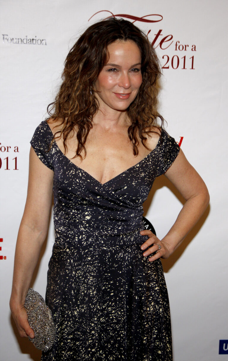 Jennifer Grey poses on the red carpet