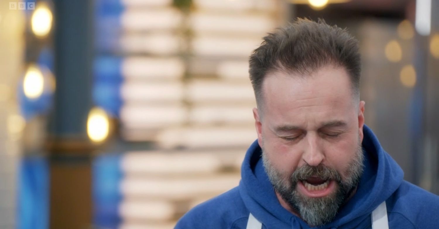 Alfie Boe singing on Celebrity MasterChef