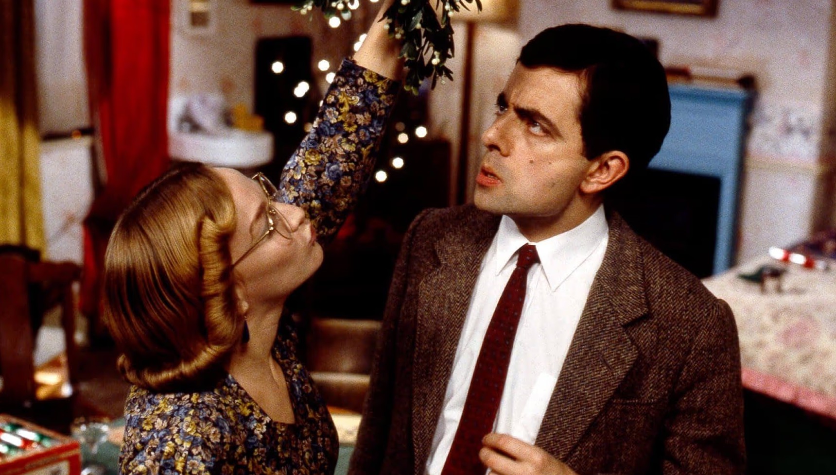 Irma Gobb trying to kiss Mr Bean