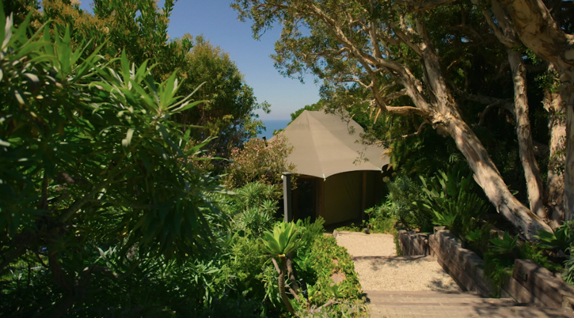 Simon Cowell's LA house tent