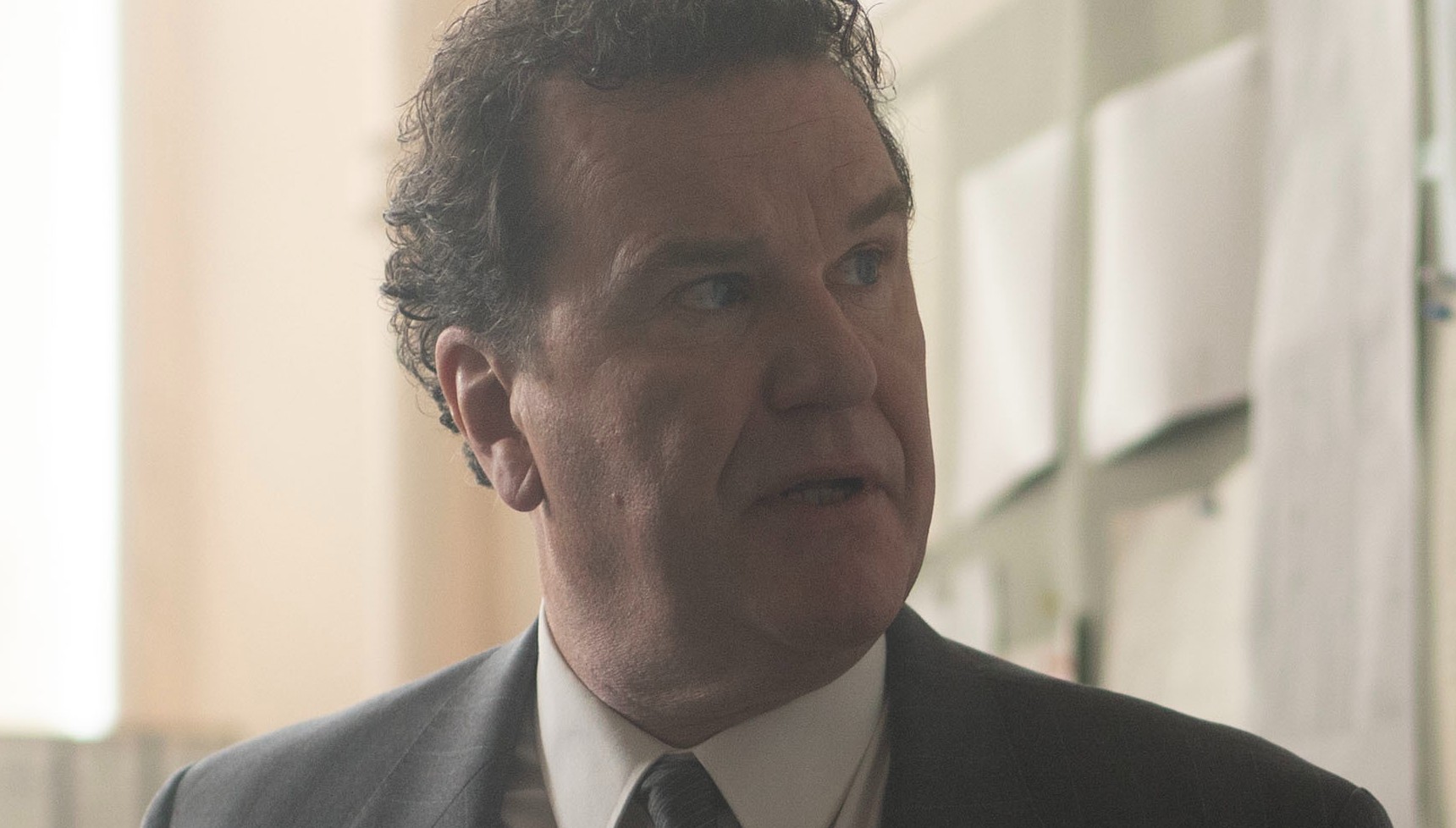 Douglas Hodge as DS Stuart Henderson in The Bombing of Pan Am 103