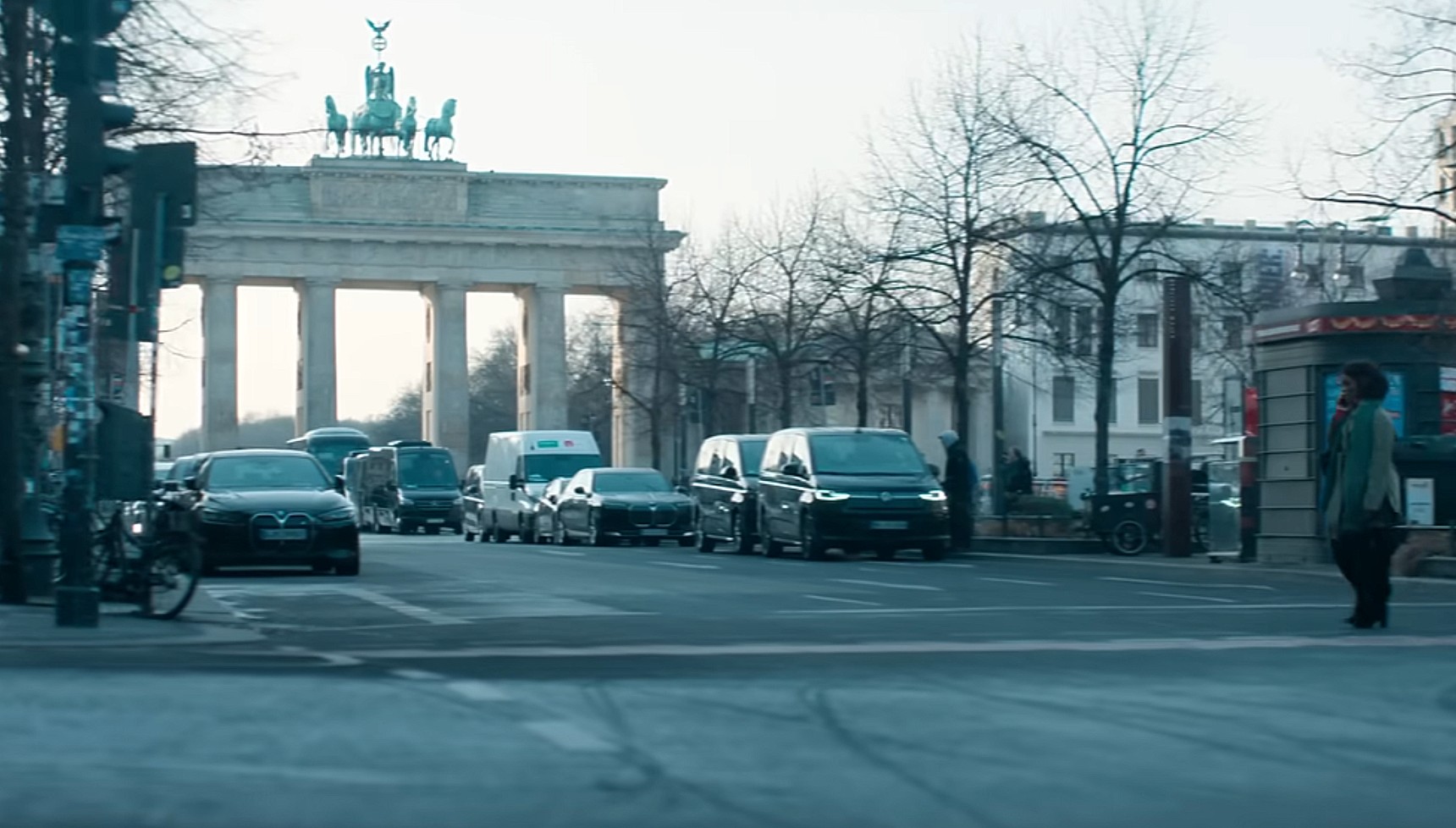 The Brandenburg Gate in Hijack season 2