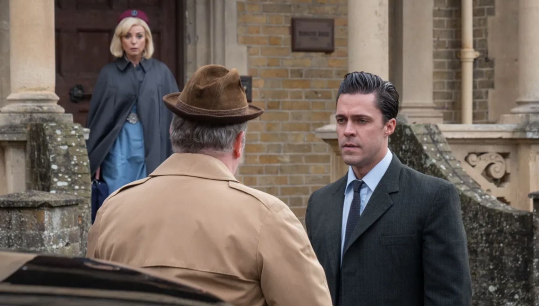 Matthew having his car taken away in Call the Midwife 