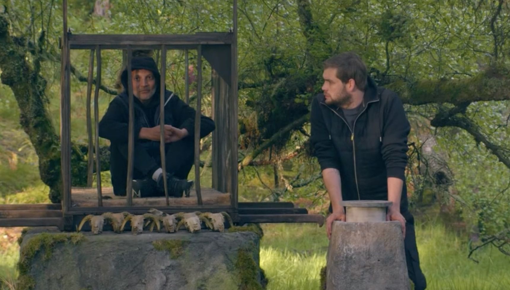 Maz in a Traitors cage