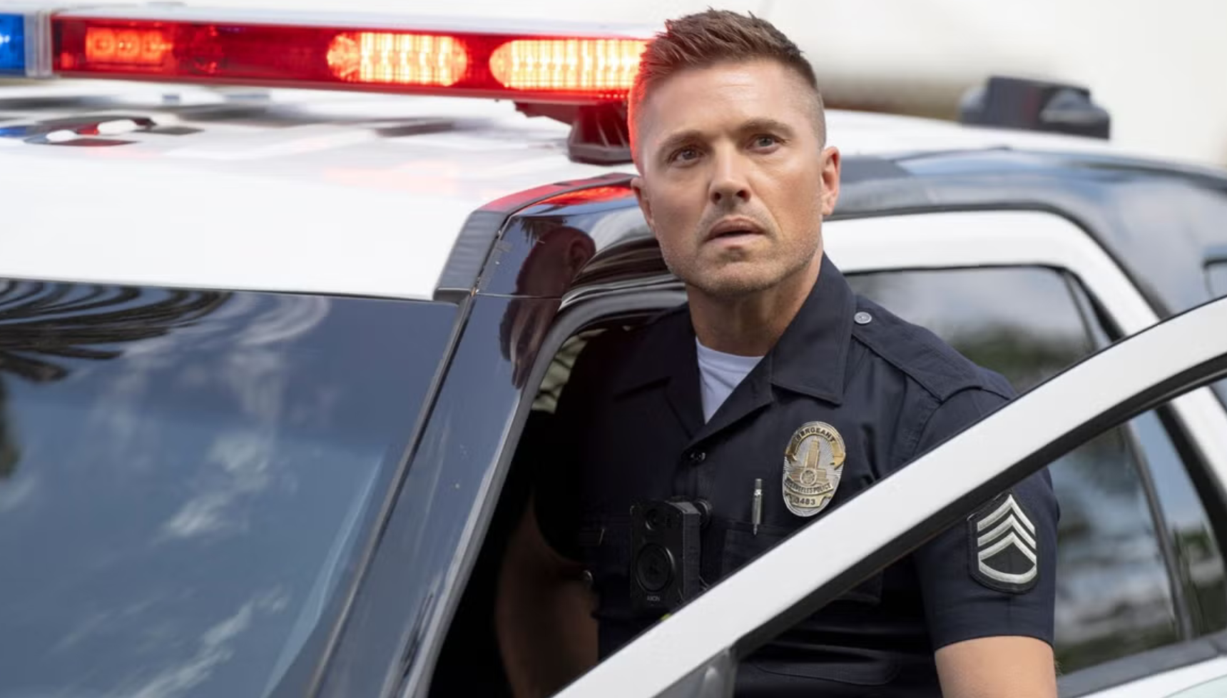 Eric Winter in The Rookie