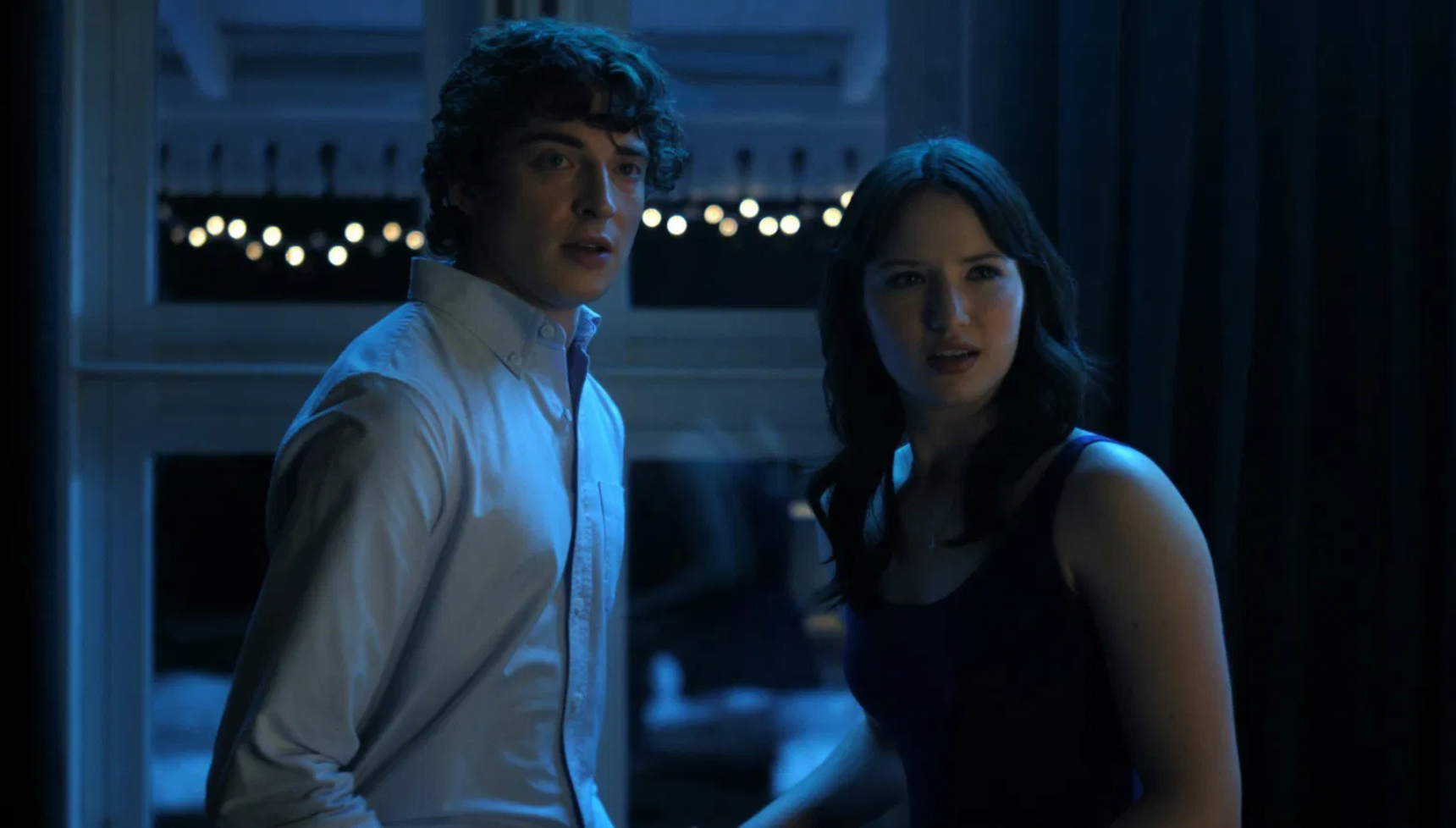 Olly Atkins and Madelyn Keys in Finding Her Edge on Netflix.