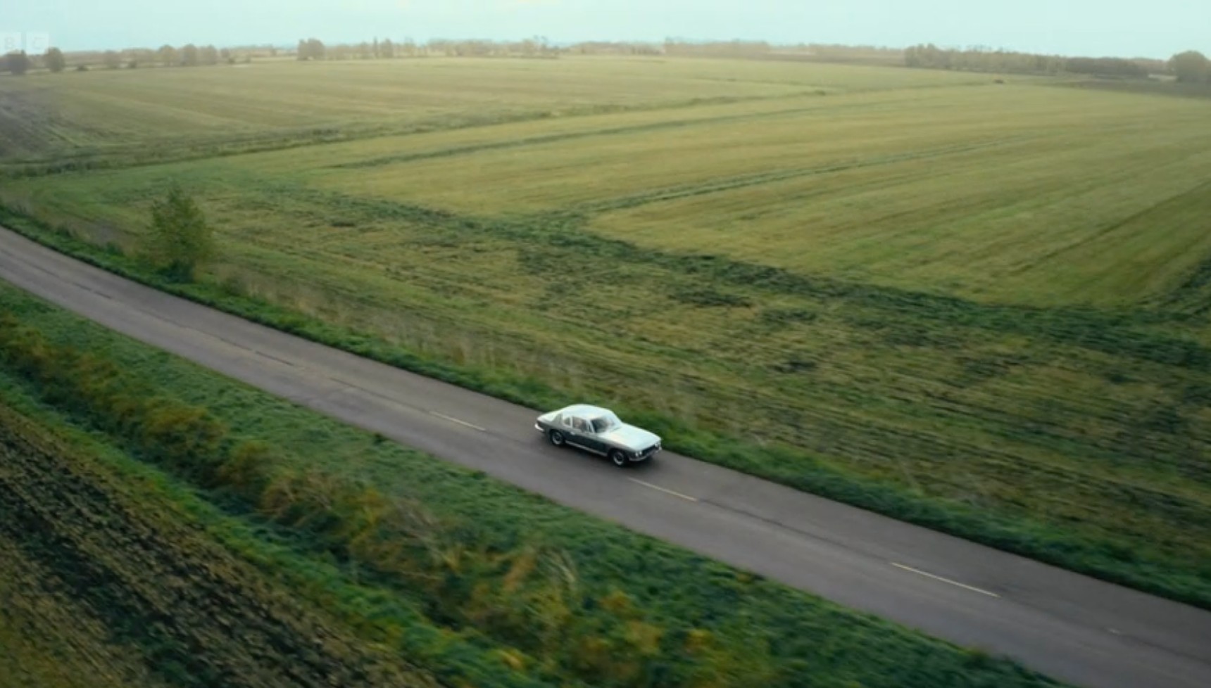 Lynley driving his car