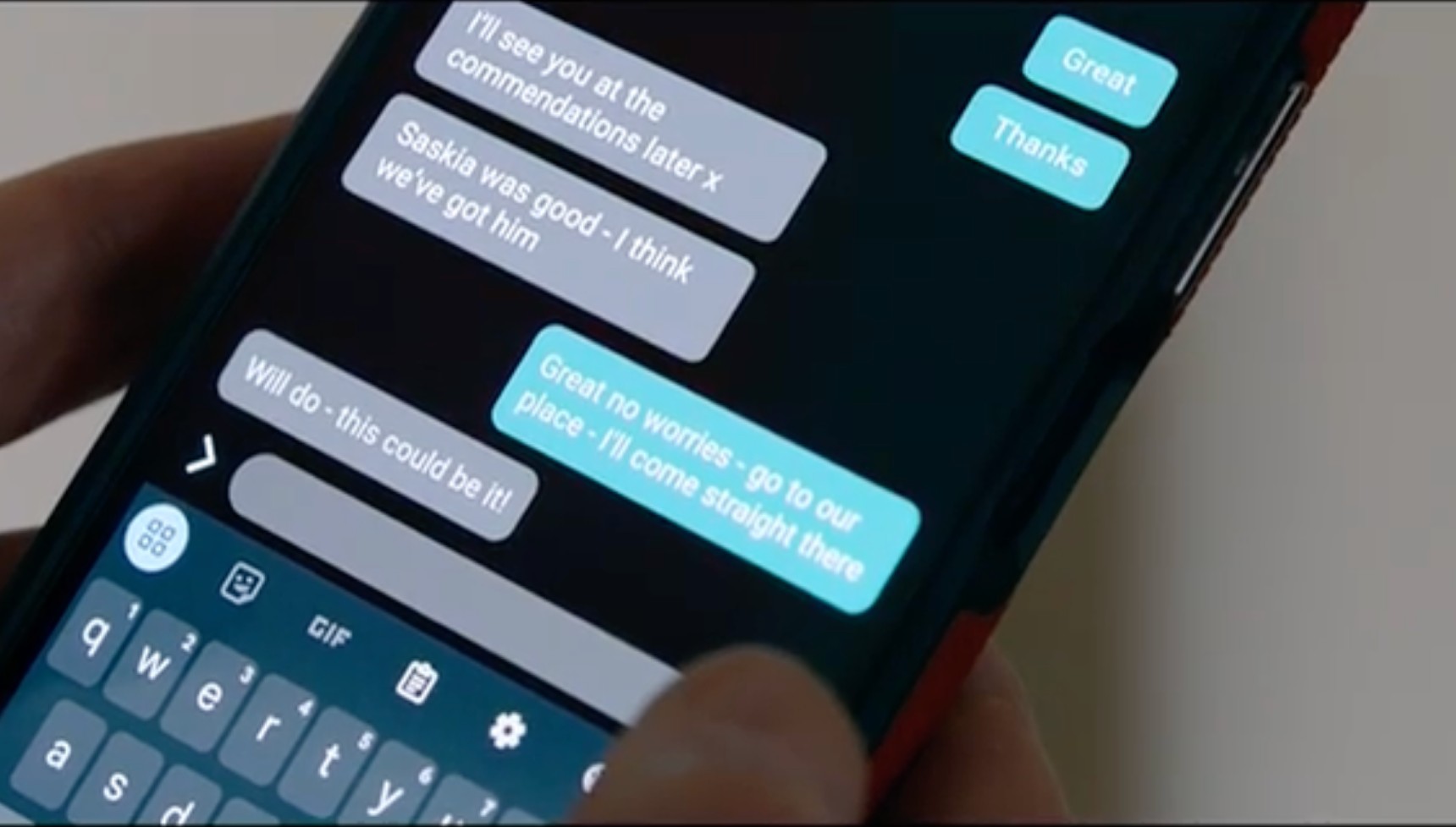 Phone messages between Pat and Jo in After the Flood