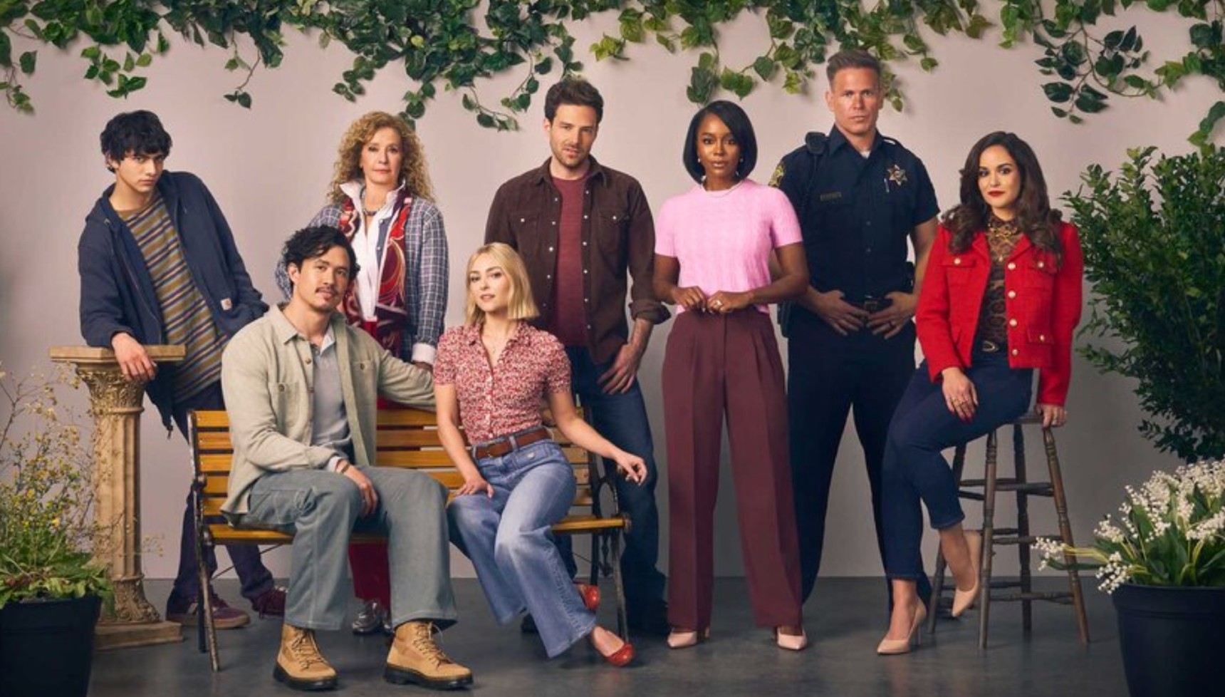 Grosse Pointe Garden Society cast