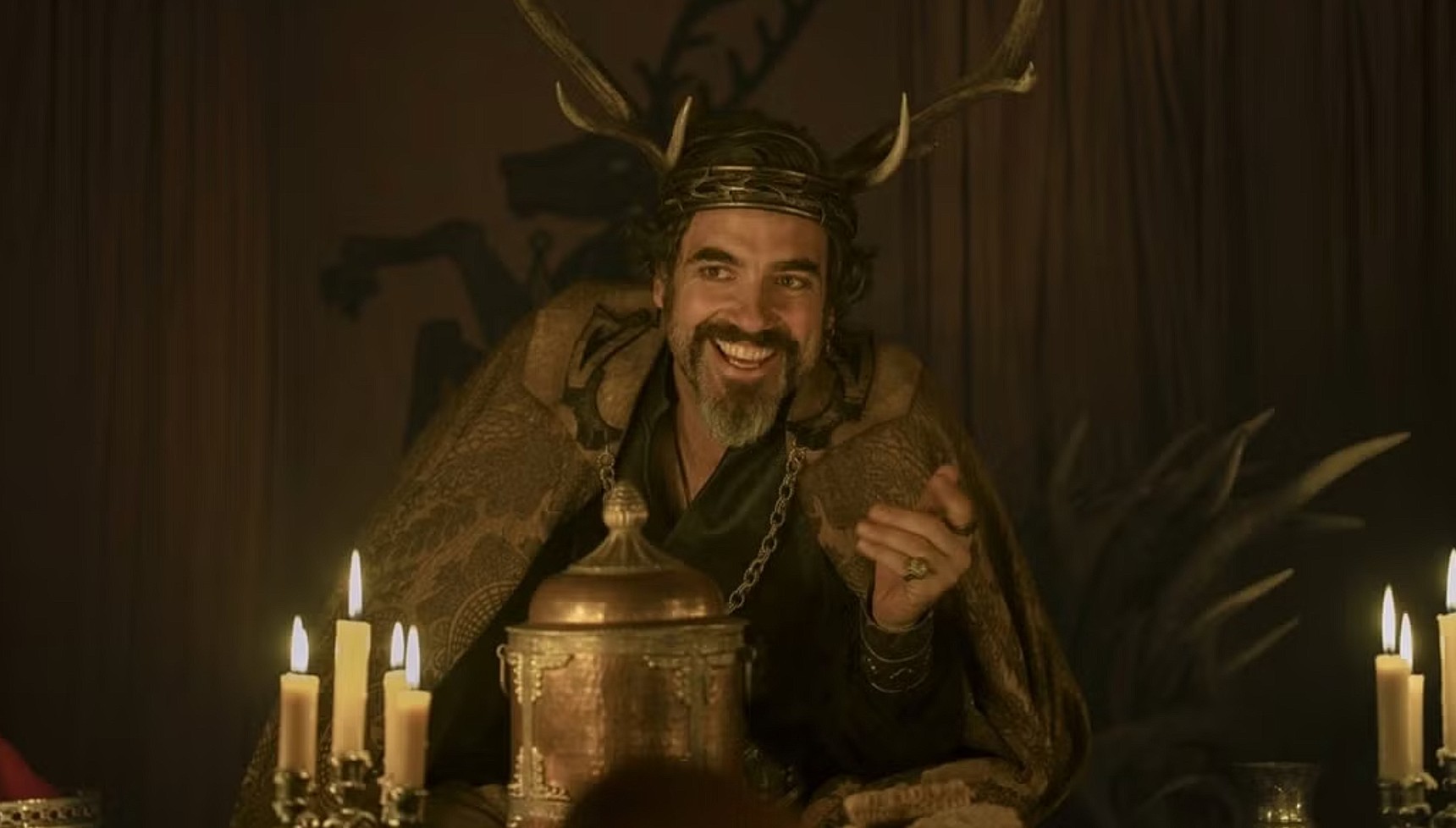 Ser Lyonel Baratheon smiling in A Knight of the Seven Kingdoms