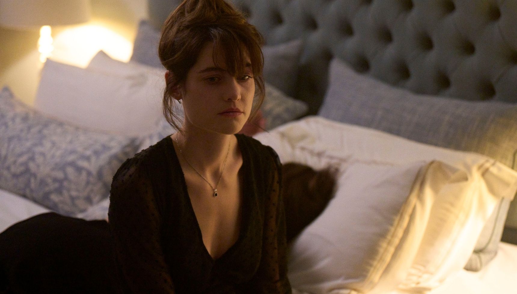 Caroline Menton as Rachel in the Walsh Sisters ending