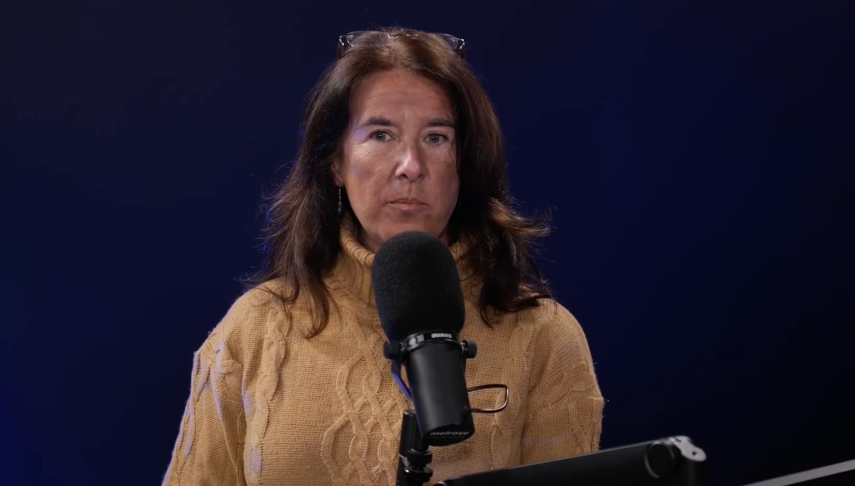 Love Is Blind Alex's mum