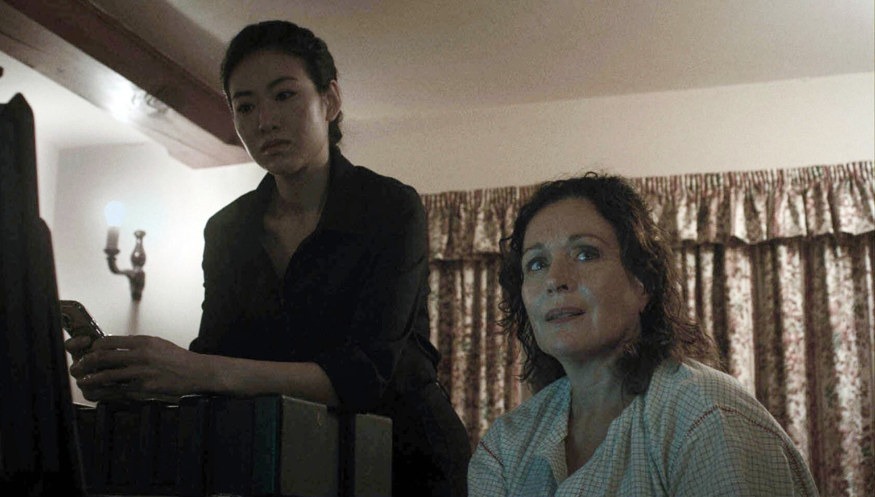 Quanna Luo as Linda and Lucy Cohu as Helen Garnett in Silent Witness