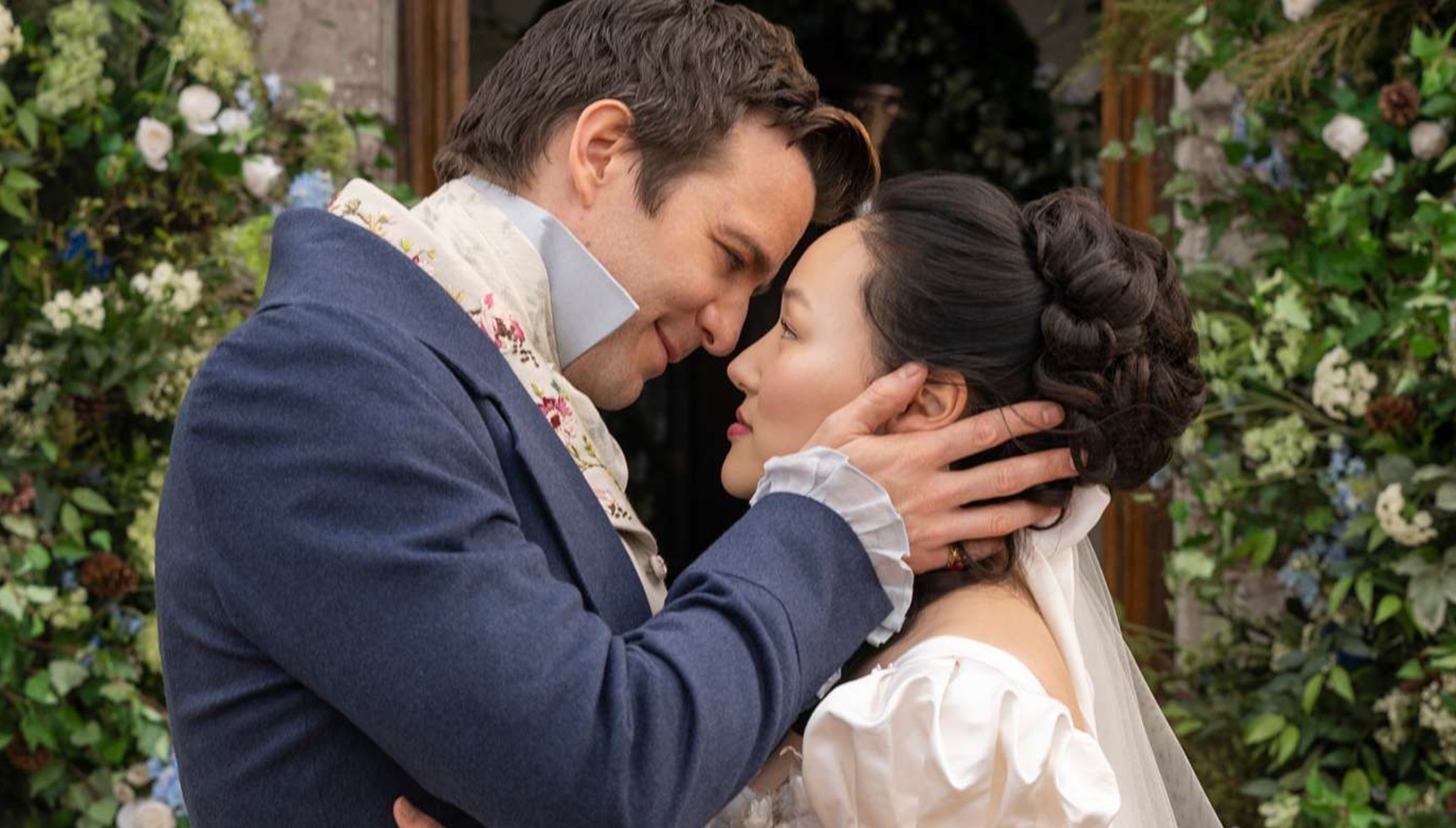 Benedict and Sophie kissing in the Bridgerton season 4 post-credits scene