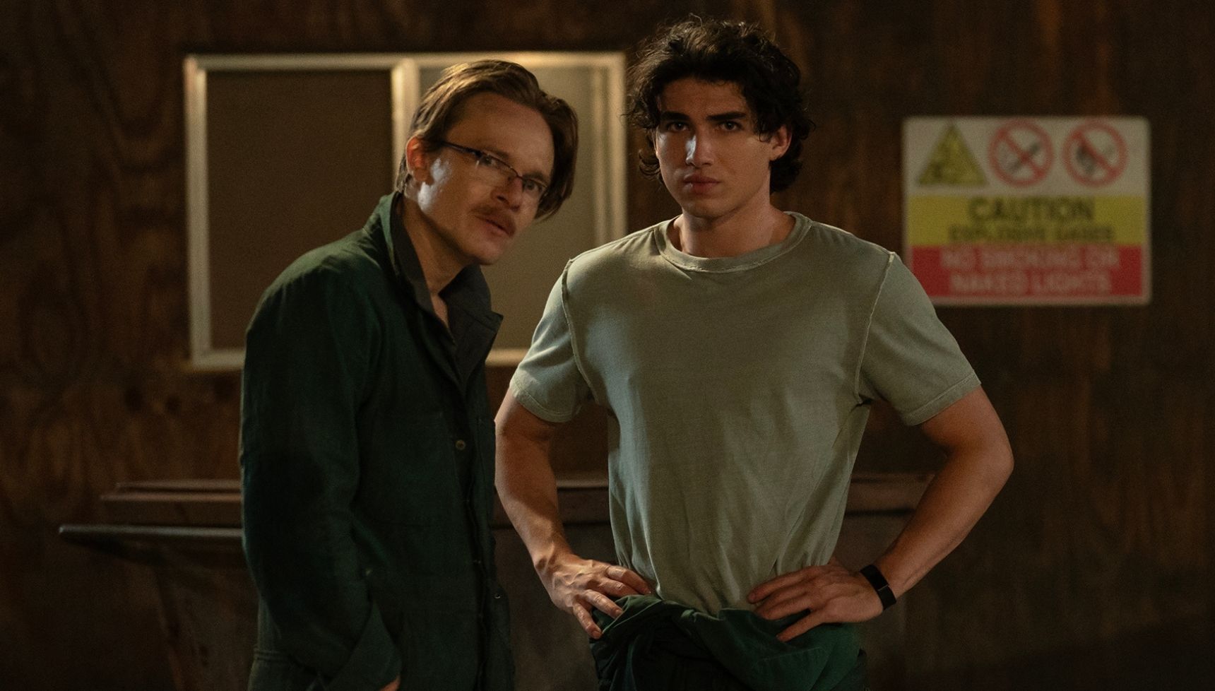 Anders and Jeremy Bradford in Paradise season 2 episode 6