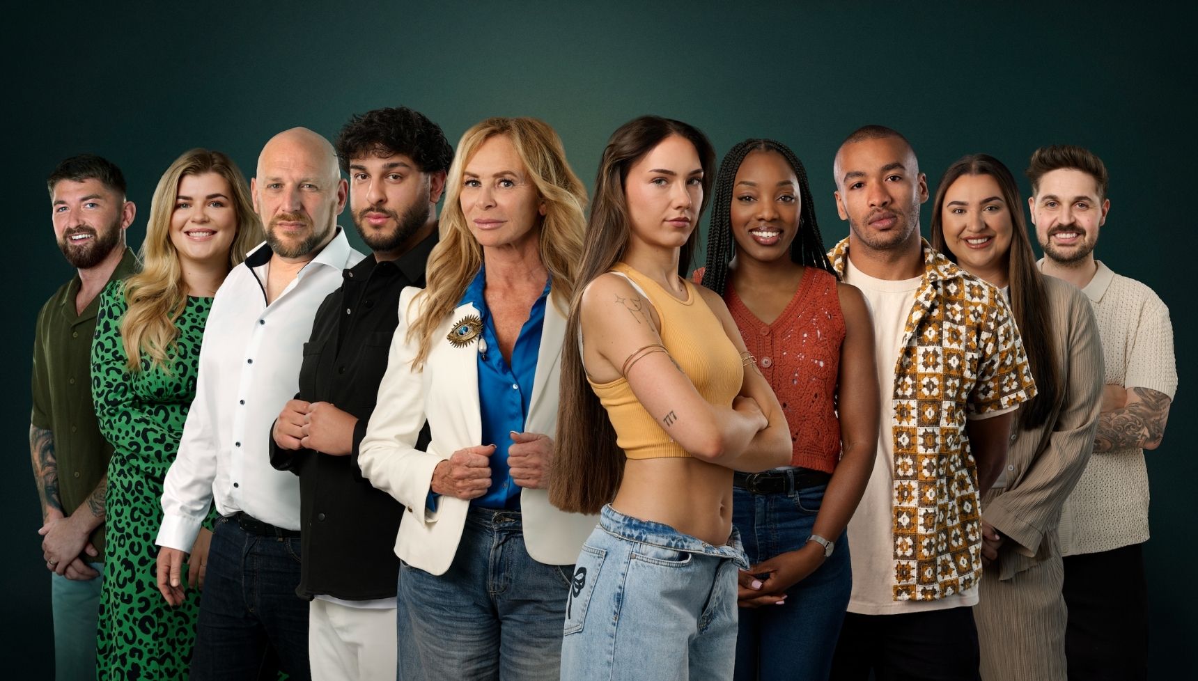 10 contestants line-up