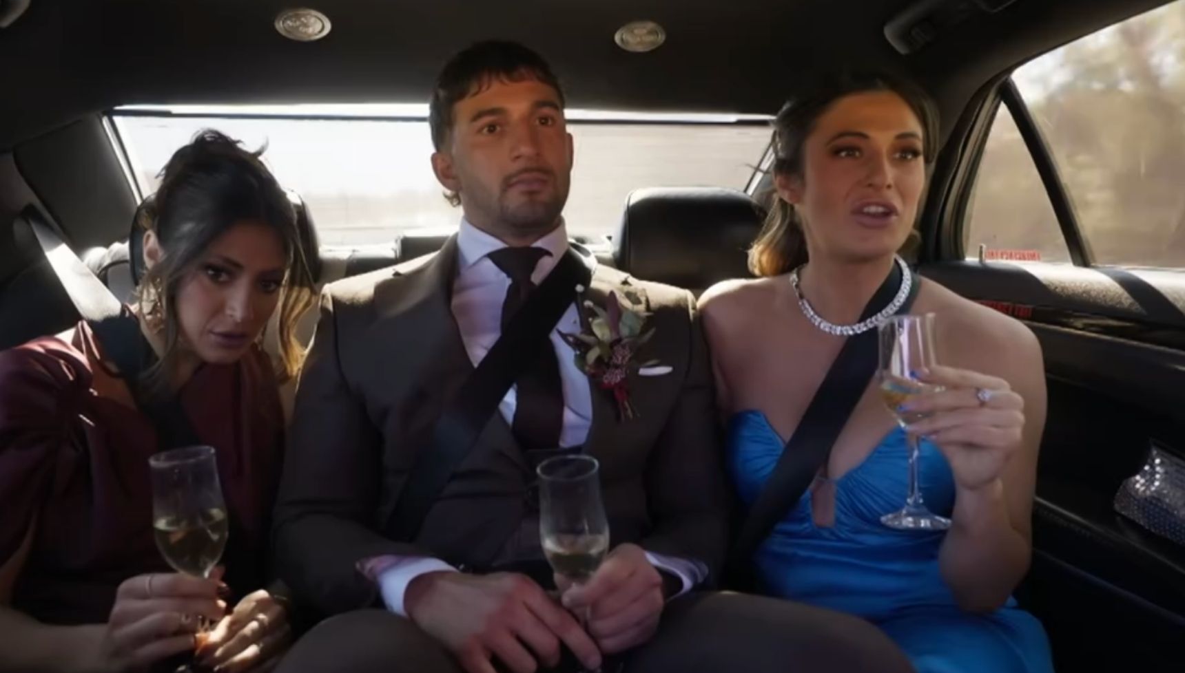 Luke on MAFS with his sisters in the car