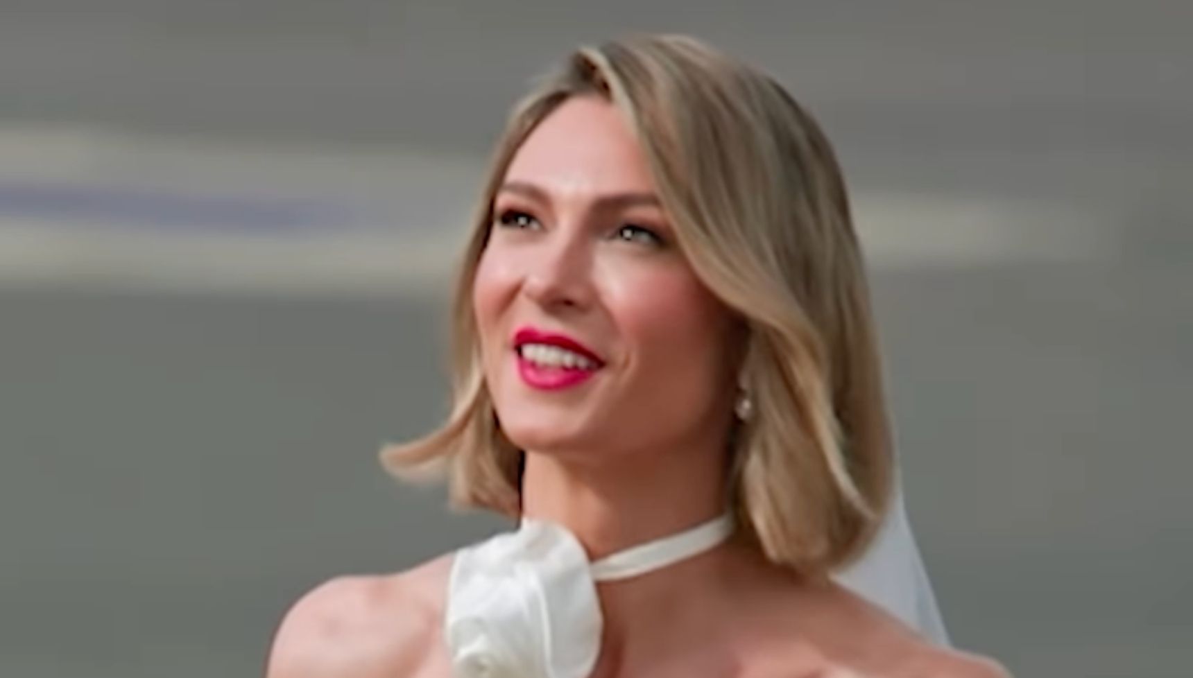 Julia on MAFS Australia smiling 