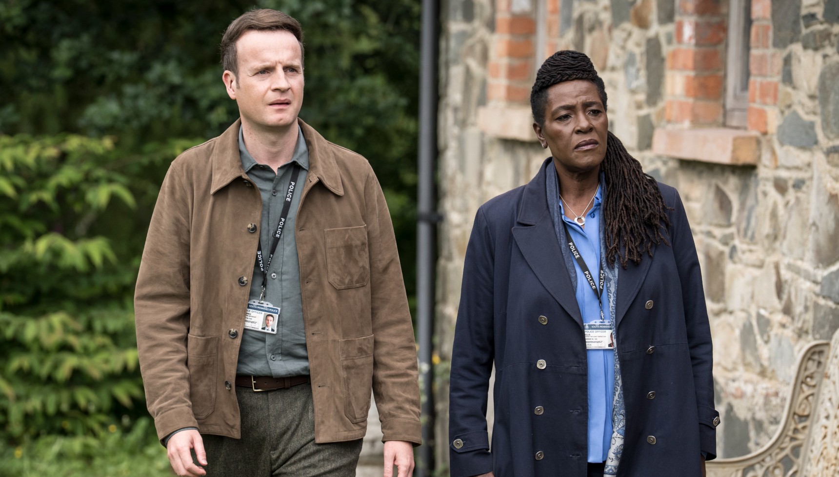 Andrew Gower and Sharon D Clarke as DS Chet Harper and DCI Ellis