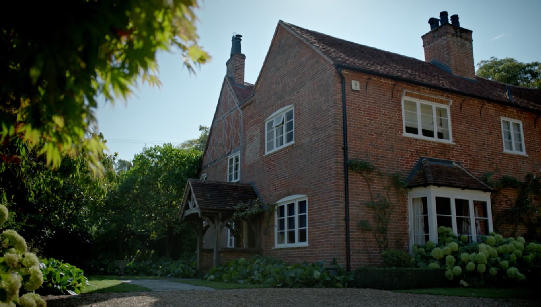 Helen Simpson house in The Teacher