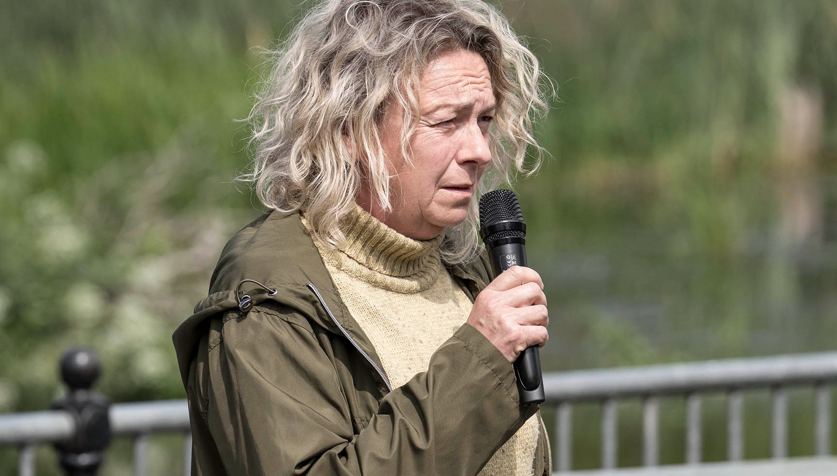 Sophie Stanton as Tina Marshall in Ellis
