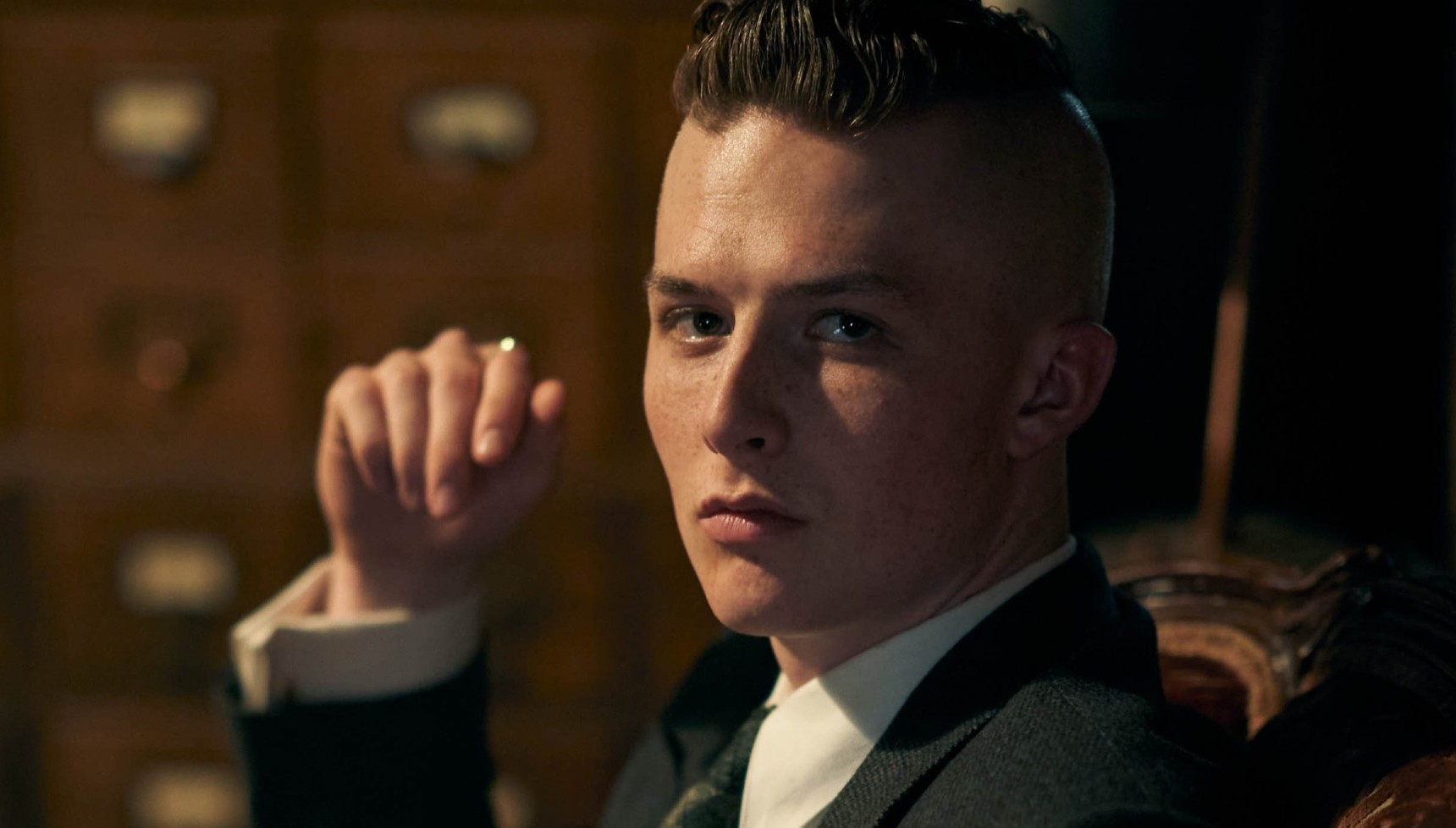Finn in Peaky Blinders