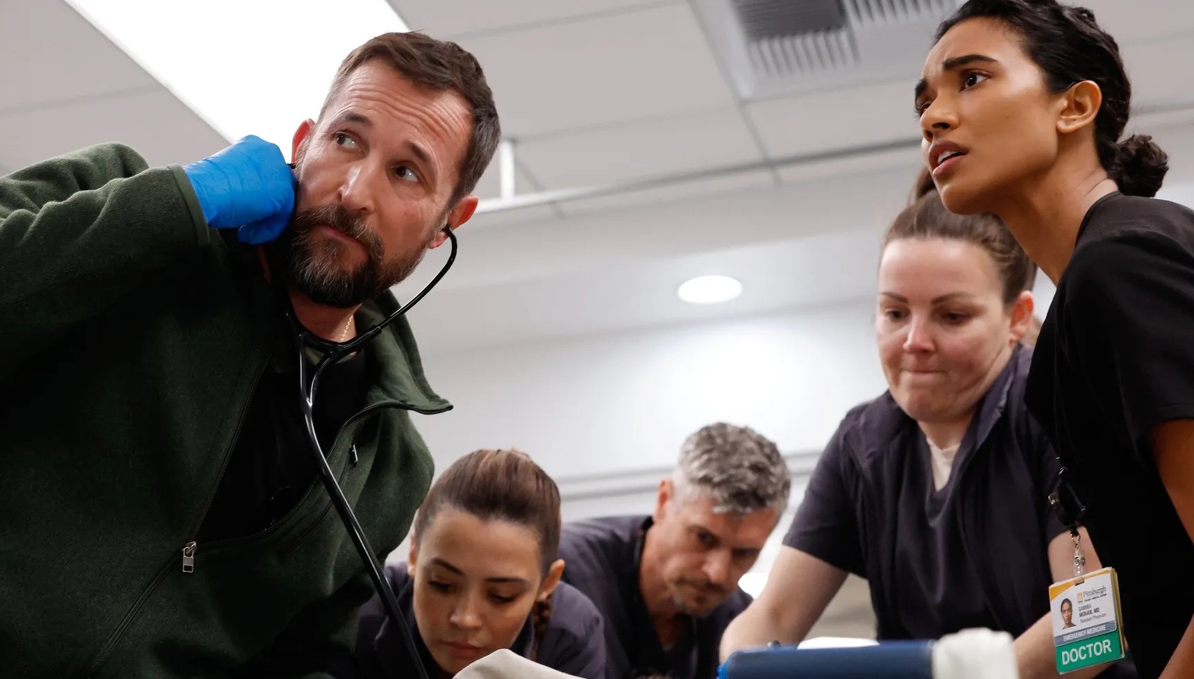 Noah Wyle and the cast of The Pitt