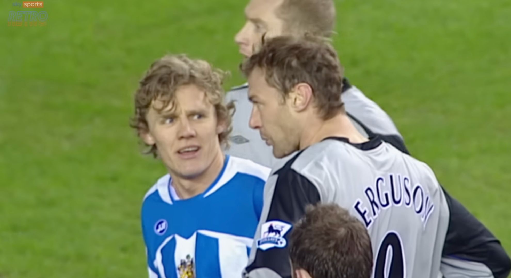 Jimmy Bullard looking at Duncan Ferguson