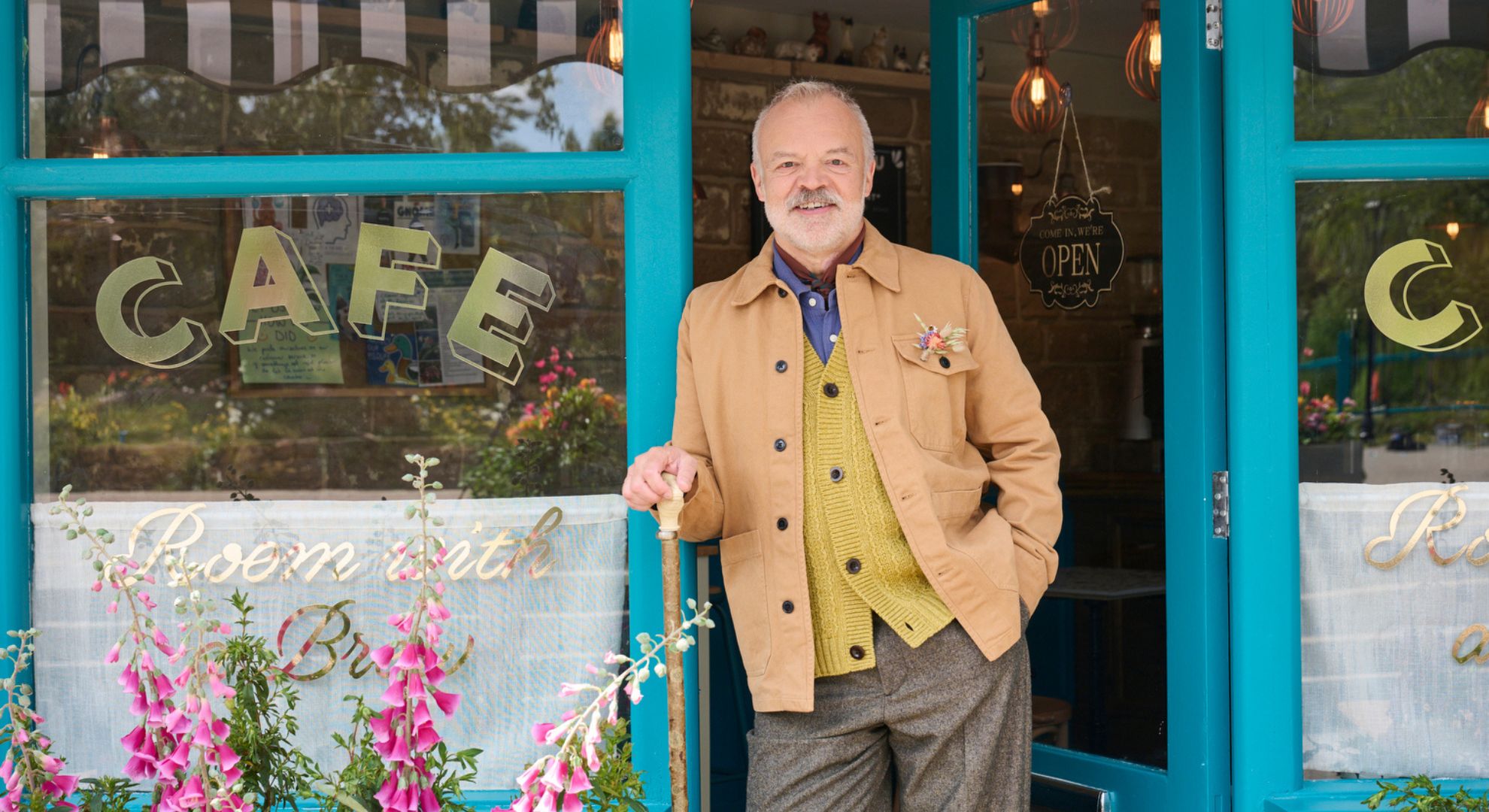 Graham Norton on The Neighbourhood