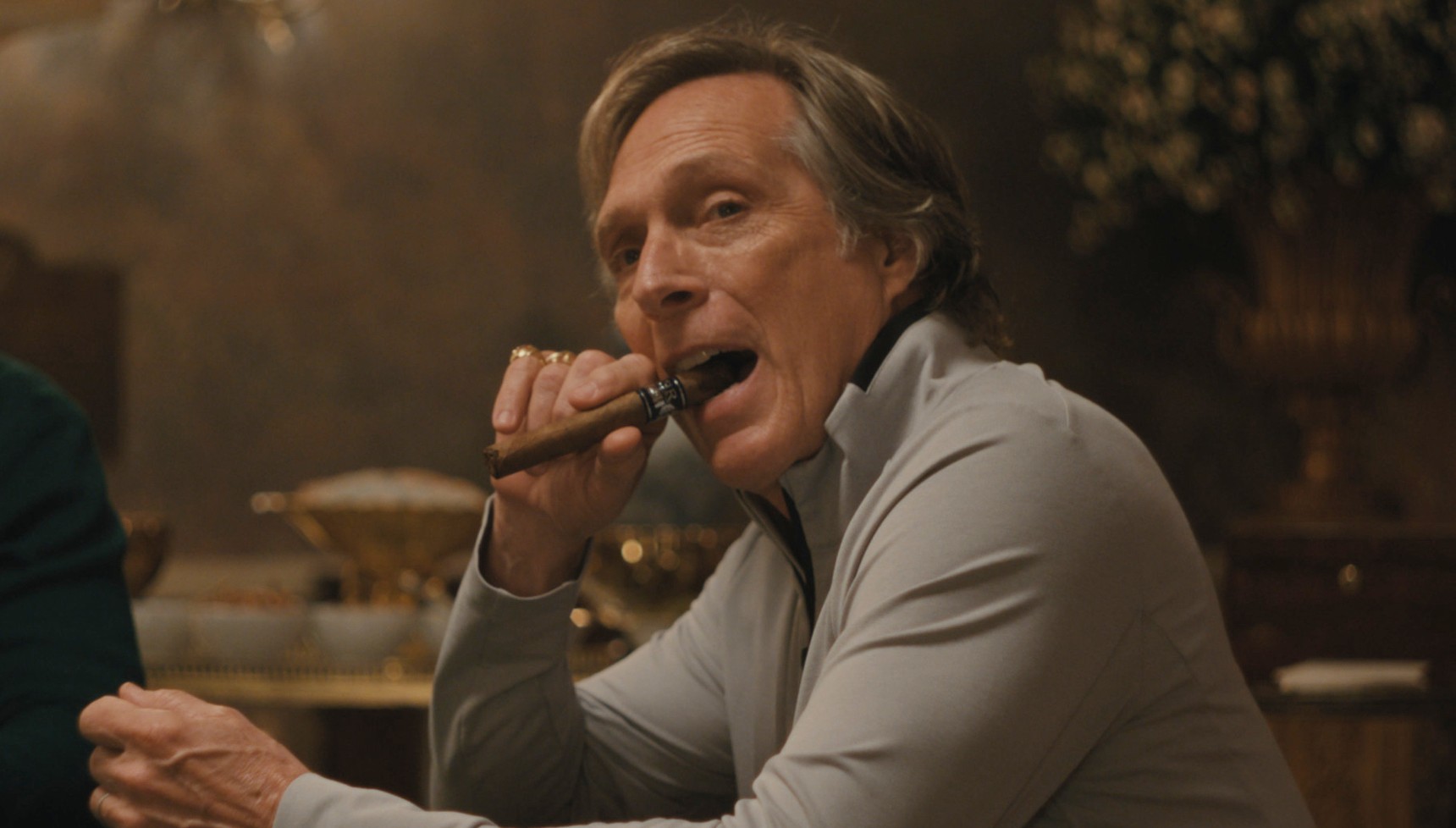 Troy smoking a cigar in Beef season 2