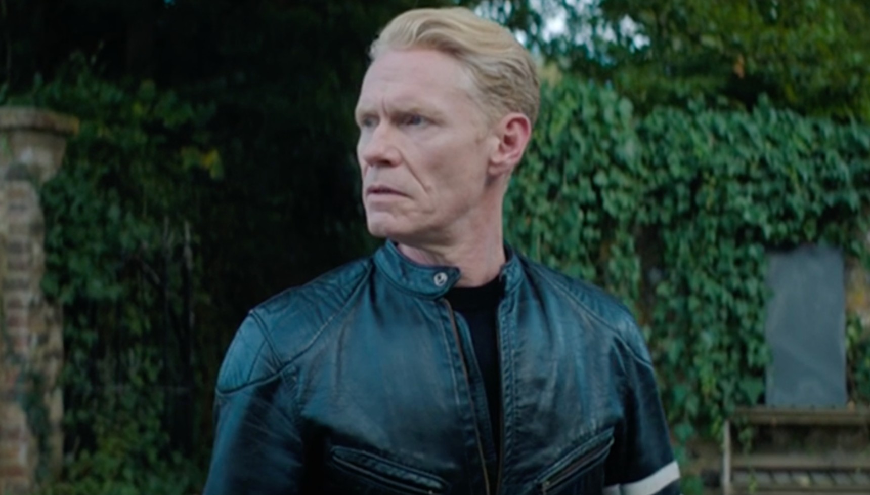 Michael Shaeffer as James Taylor in Grace