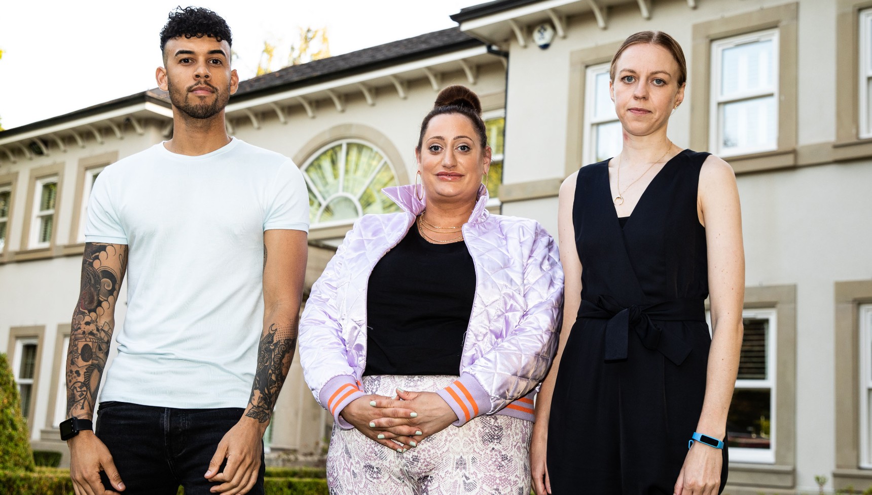 Lauren Socha with cast of The Other One