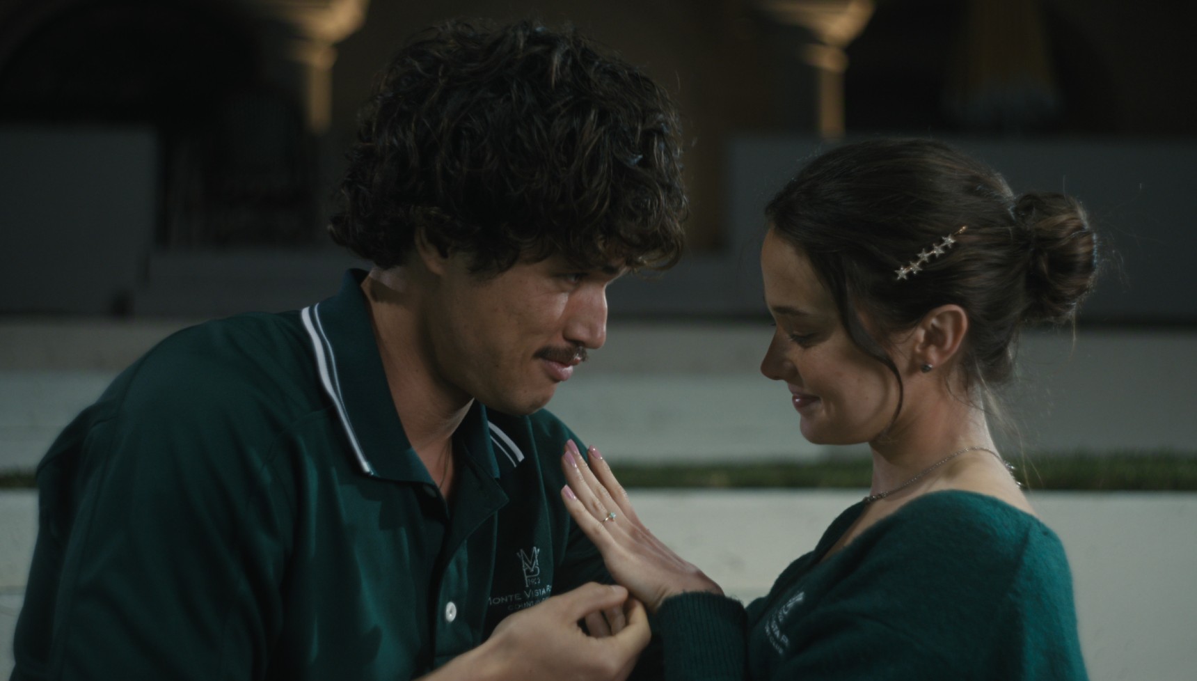 Charles Melton and Cailee Spaeny in Beef season 2