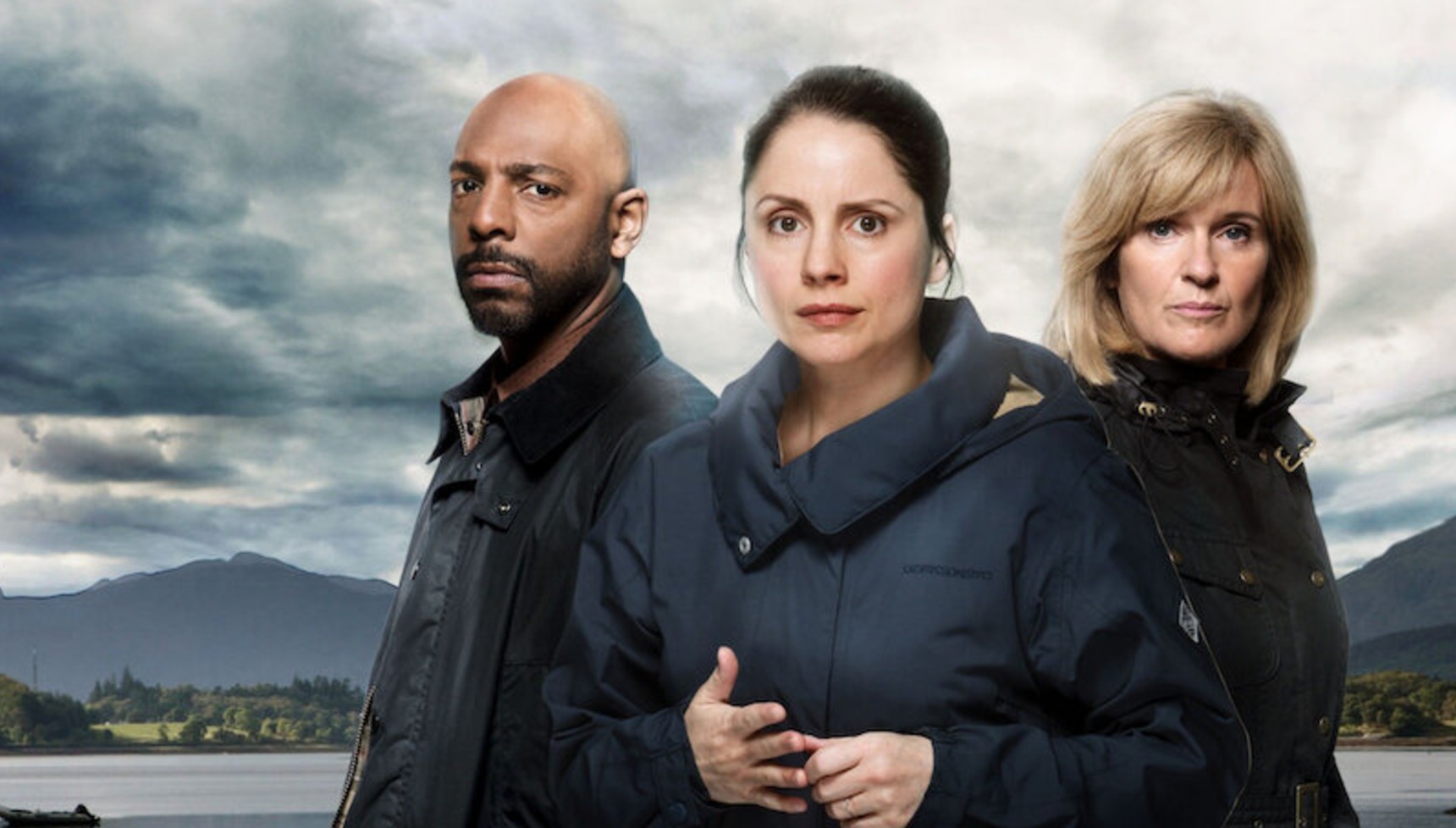 Siobhan Finneran and the cast of The Loch 