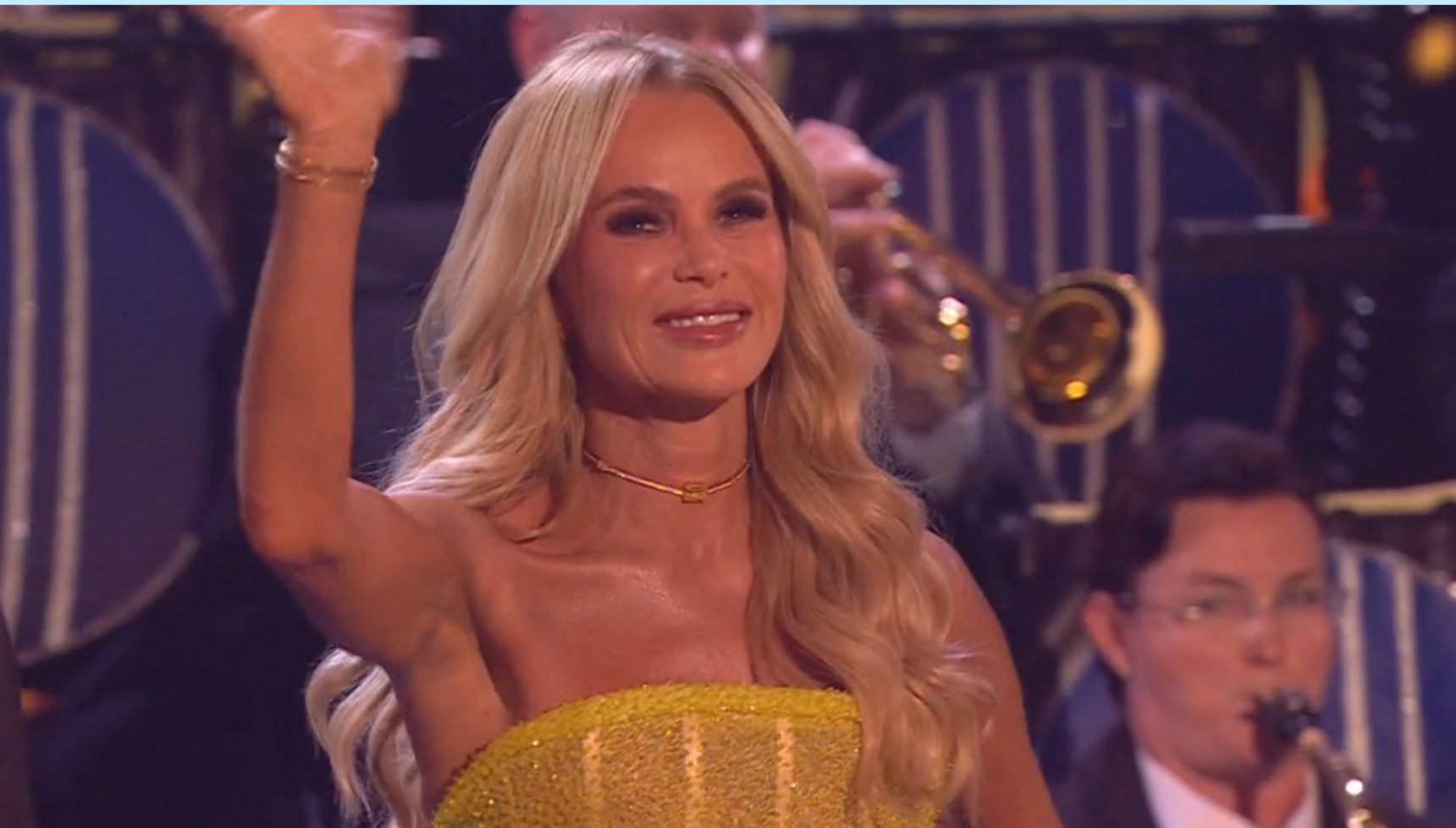 Amanda Holden wearing yellow on Britain's Got Talent