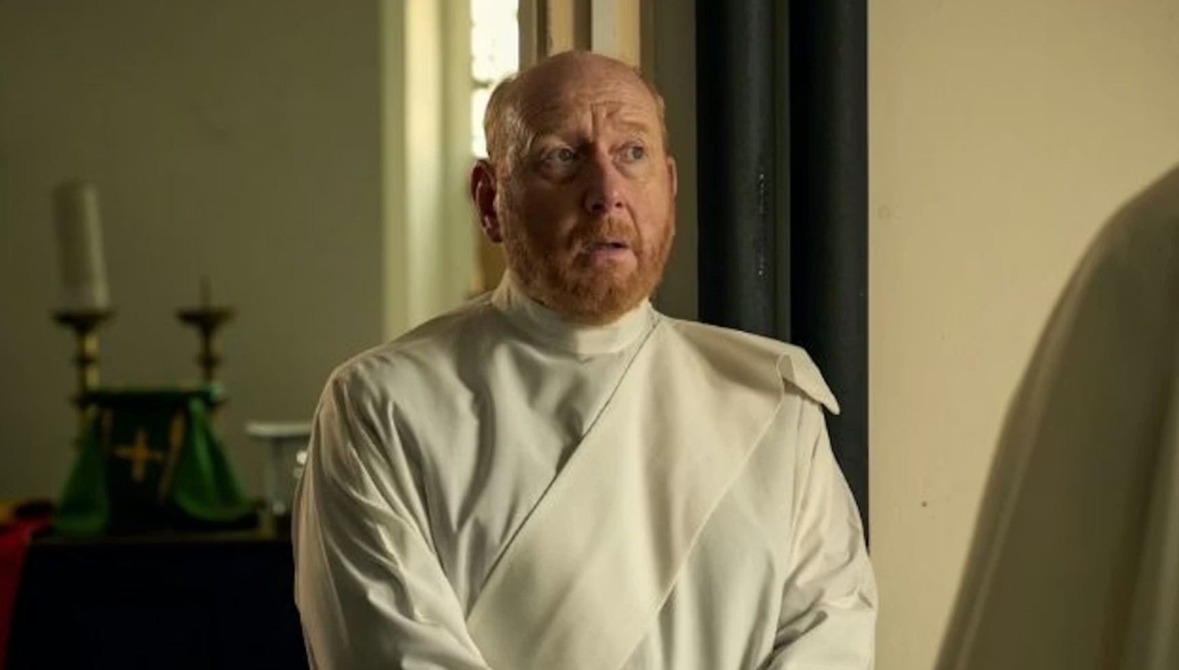 Adrian Scarborough as Francis in Falling