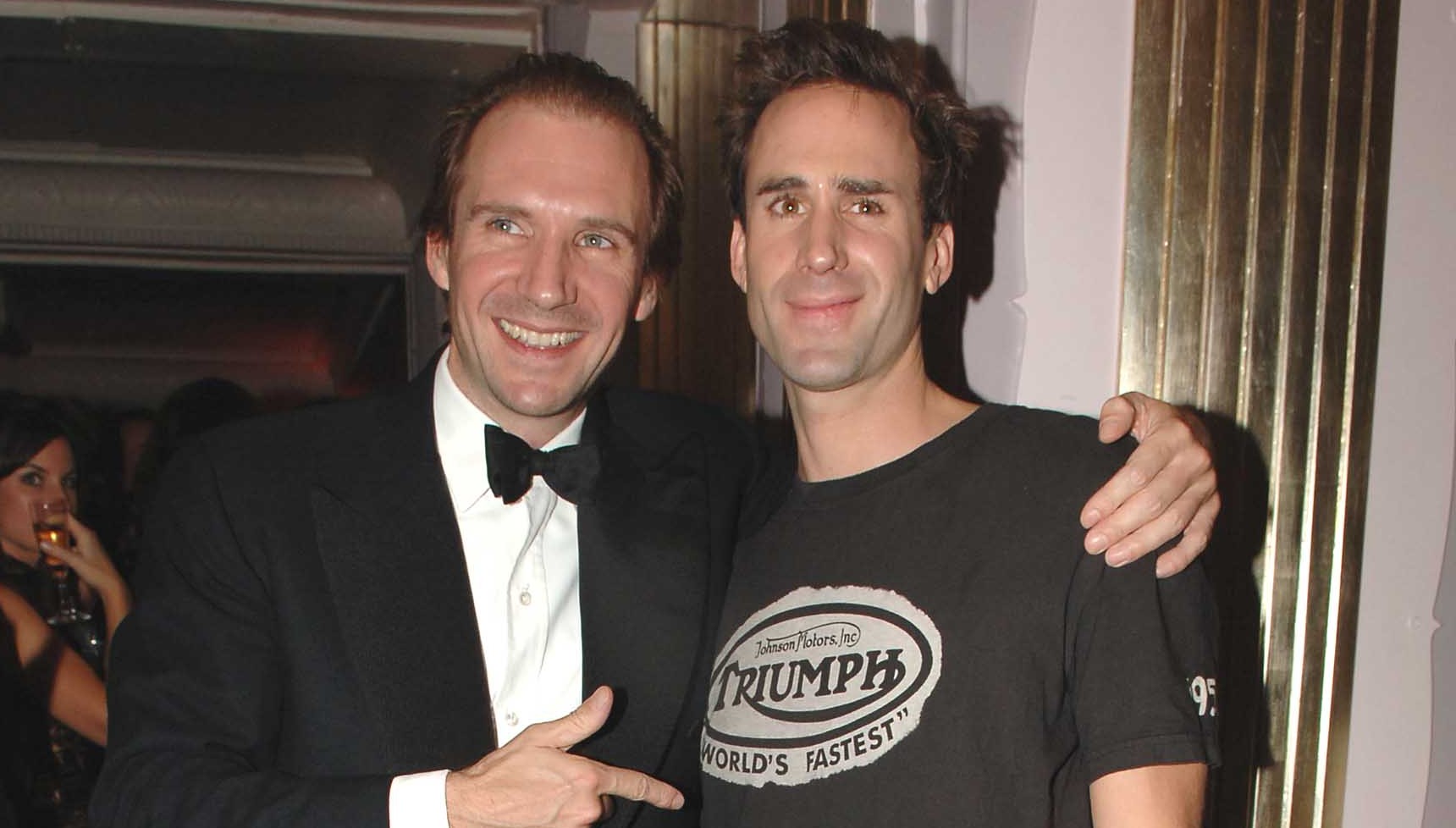 An old photo of Ralph Fiennes and Joseph Fiennes