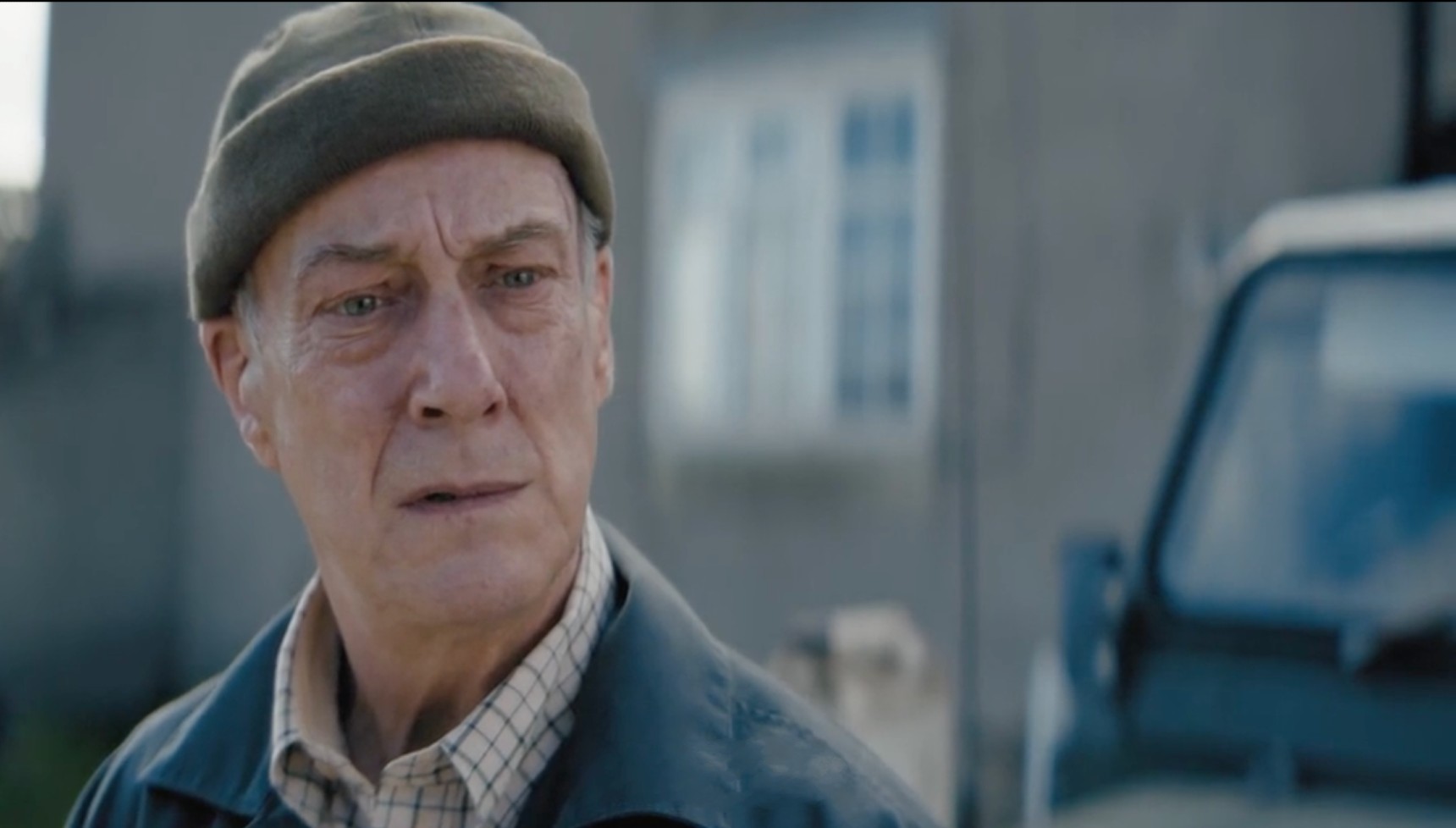 Stephen Tompkinson as Boots Maddison in the cast of The Fortune