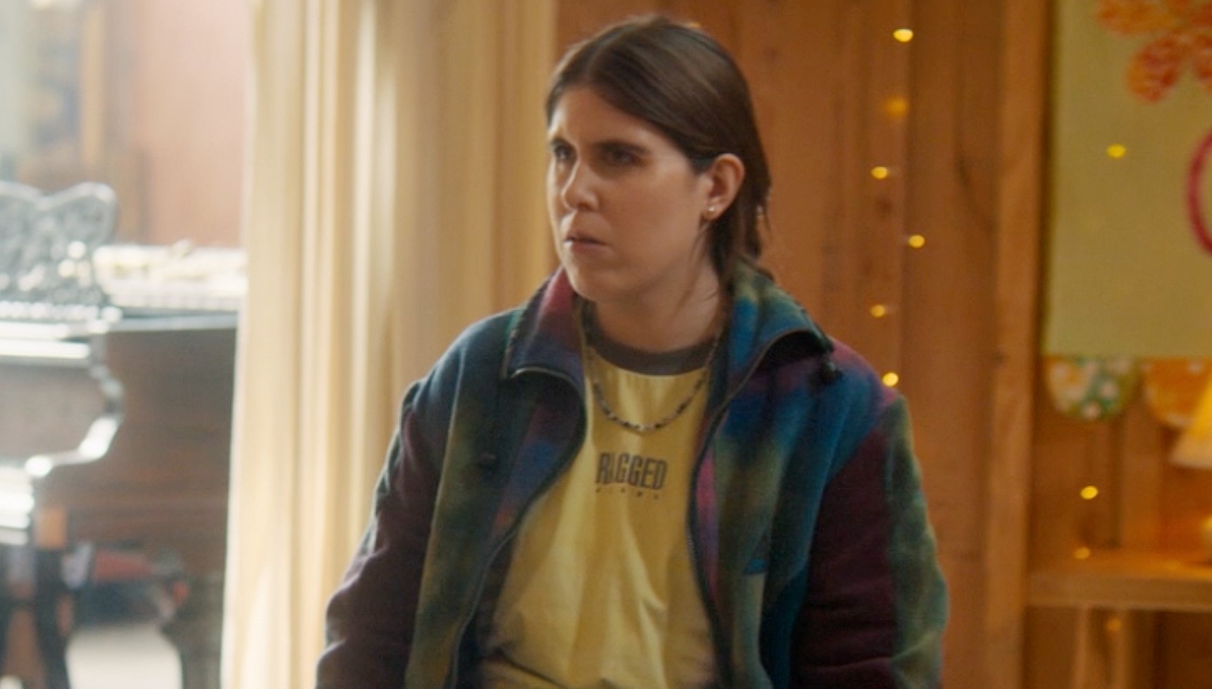 Ele McKenzie as Chloe in Death Valley