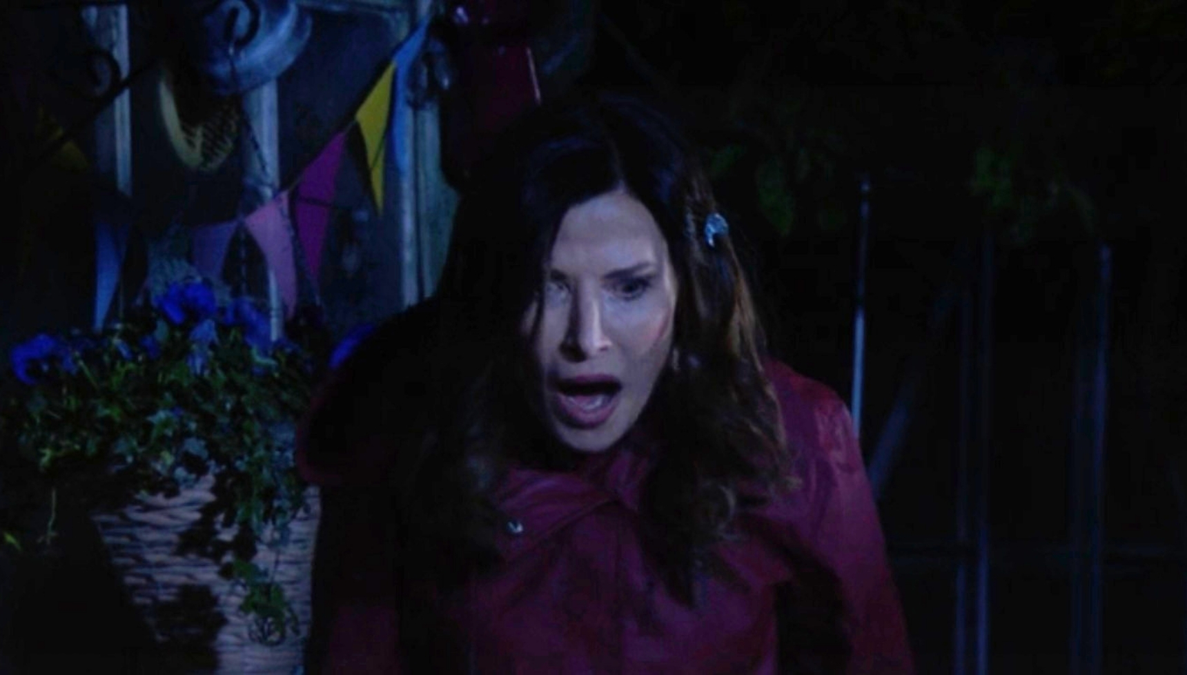 EastEnders' Bea shocked in the dark