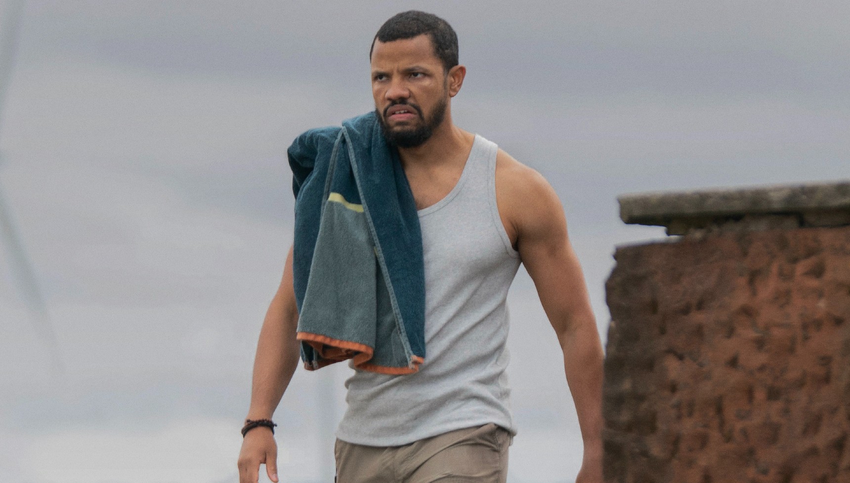 TUNJI KASIM AS MICHAEL BACH in The Dark